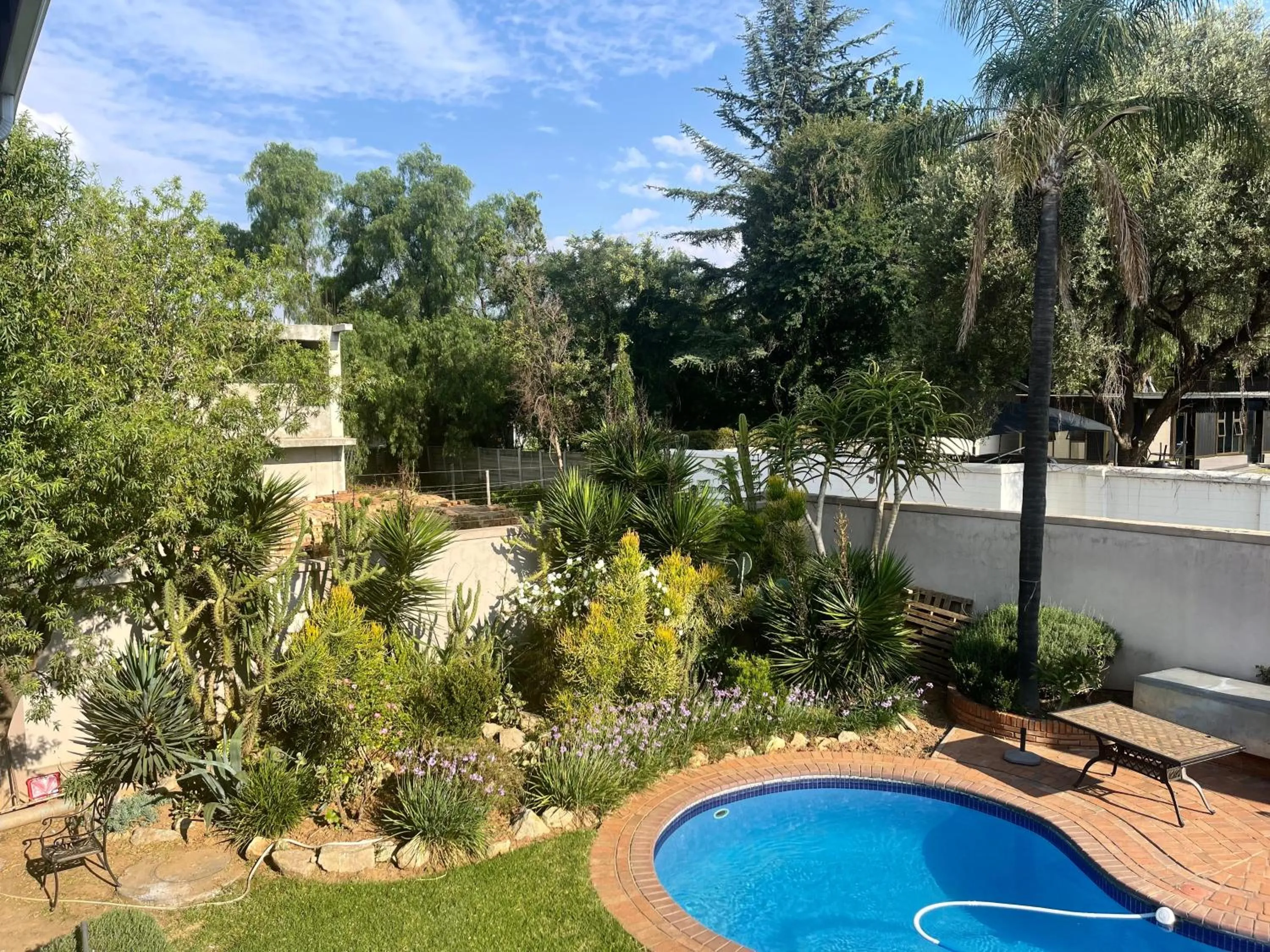 Garden view in Azinnia Rivonia Guest House