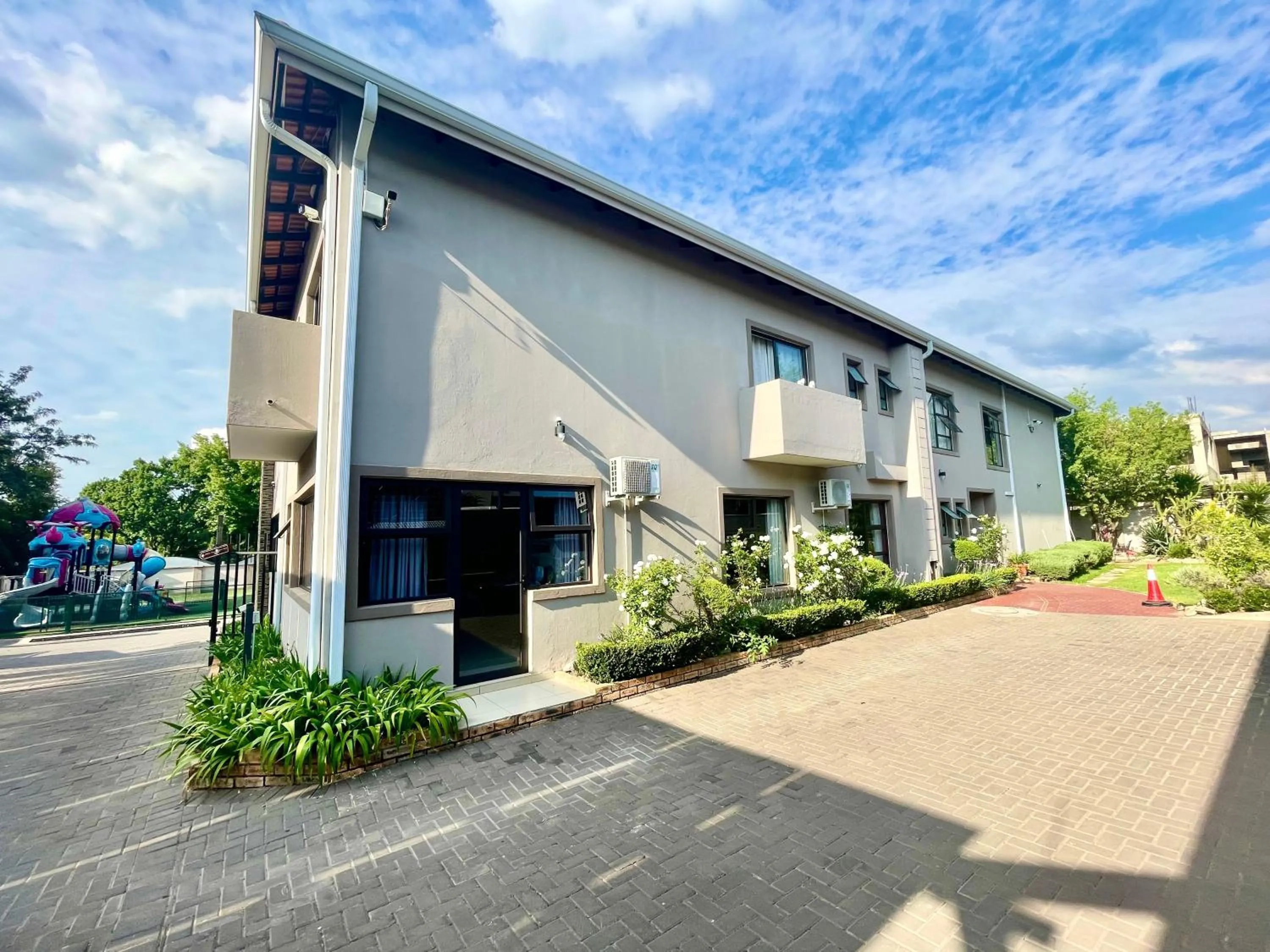 Property building in Azinnia Rivonia Guest House