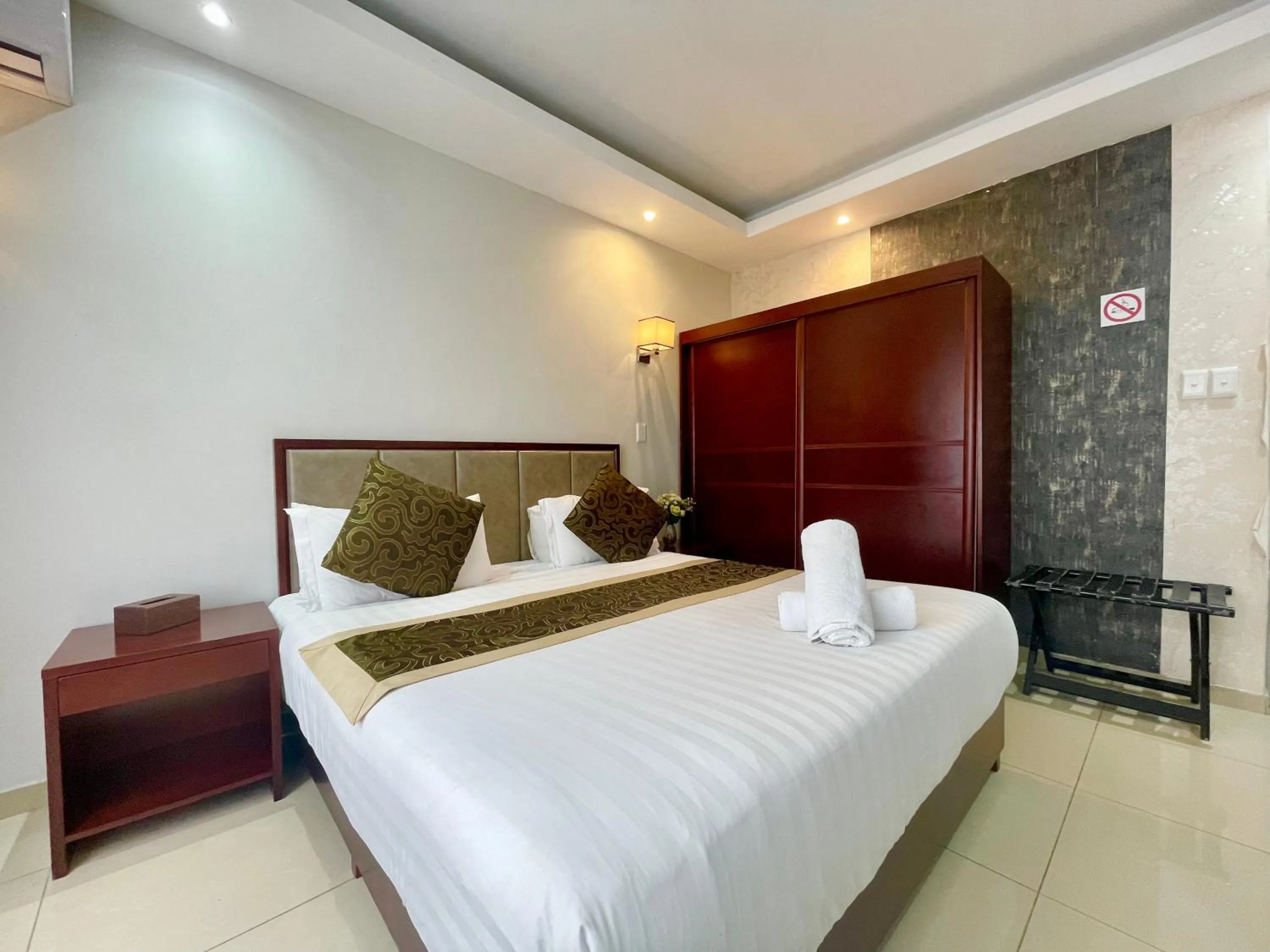 Bedroom, Bed in Azinnia Rivonia Guest House