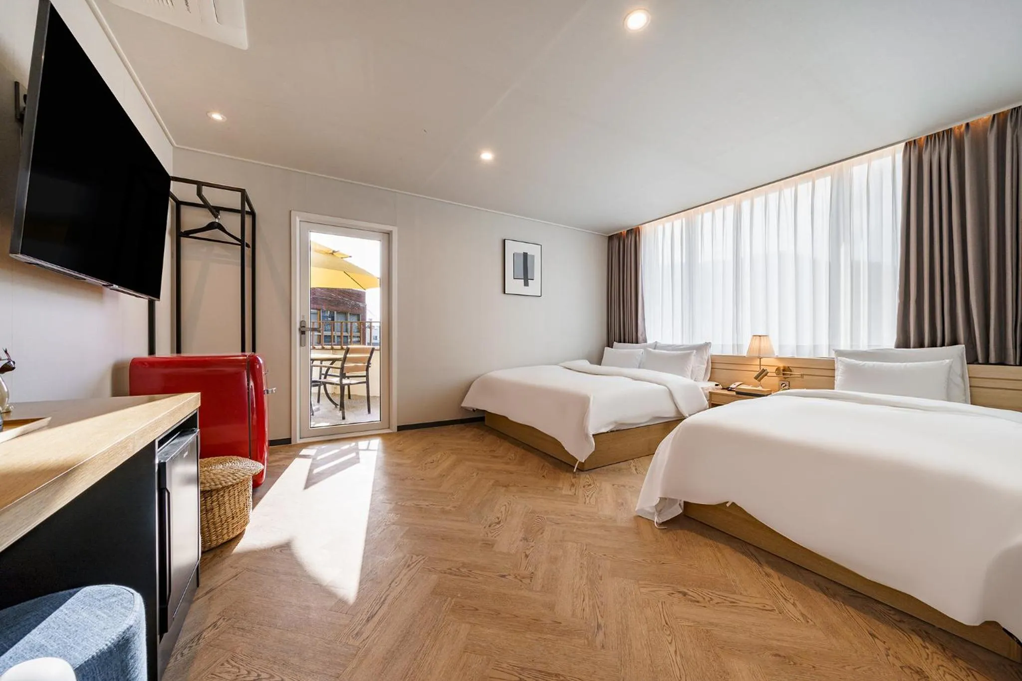 Bed in Browndot Samcheonpo