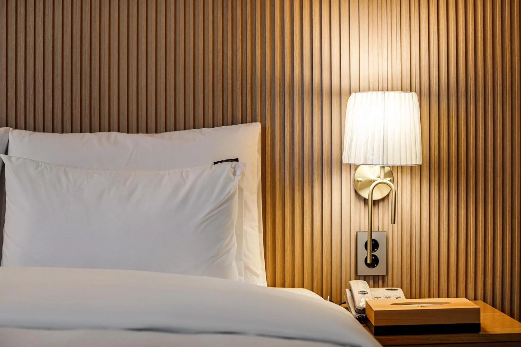 Bed in Browndot Samcheonpo