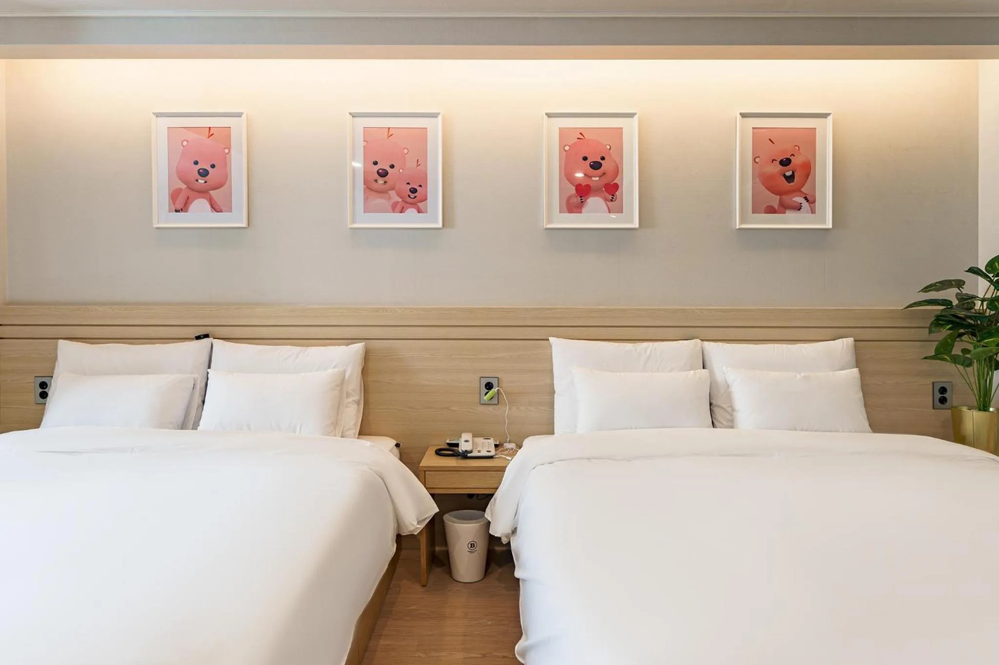 Bed in Browndot Samcheonpo