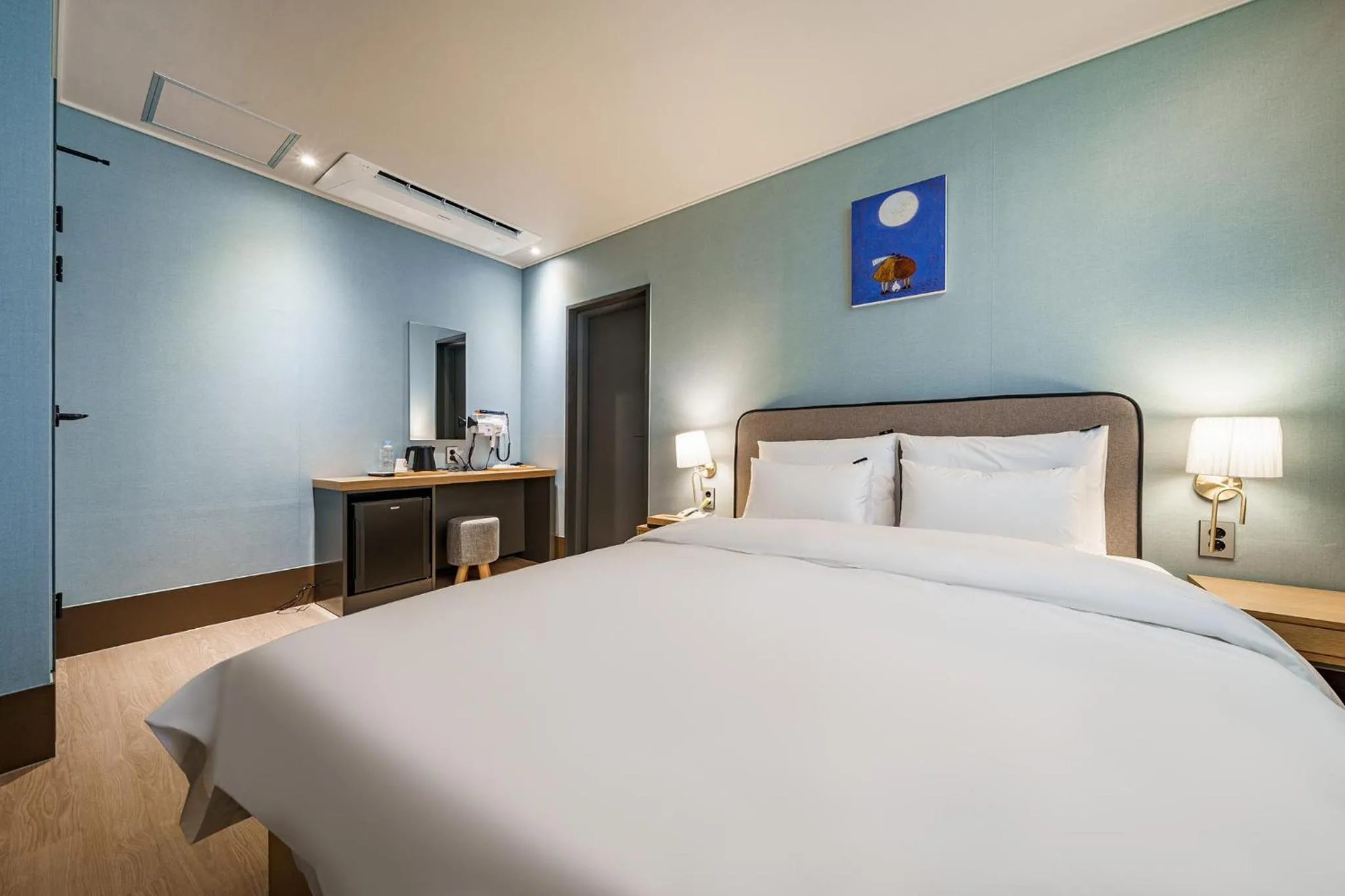 Bed in Browndot Samcheonpo