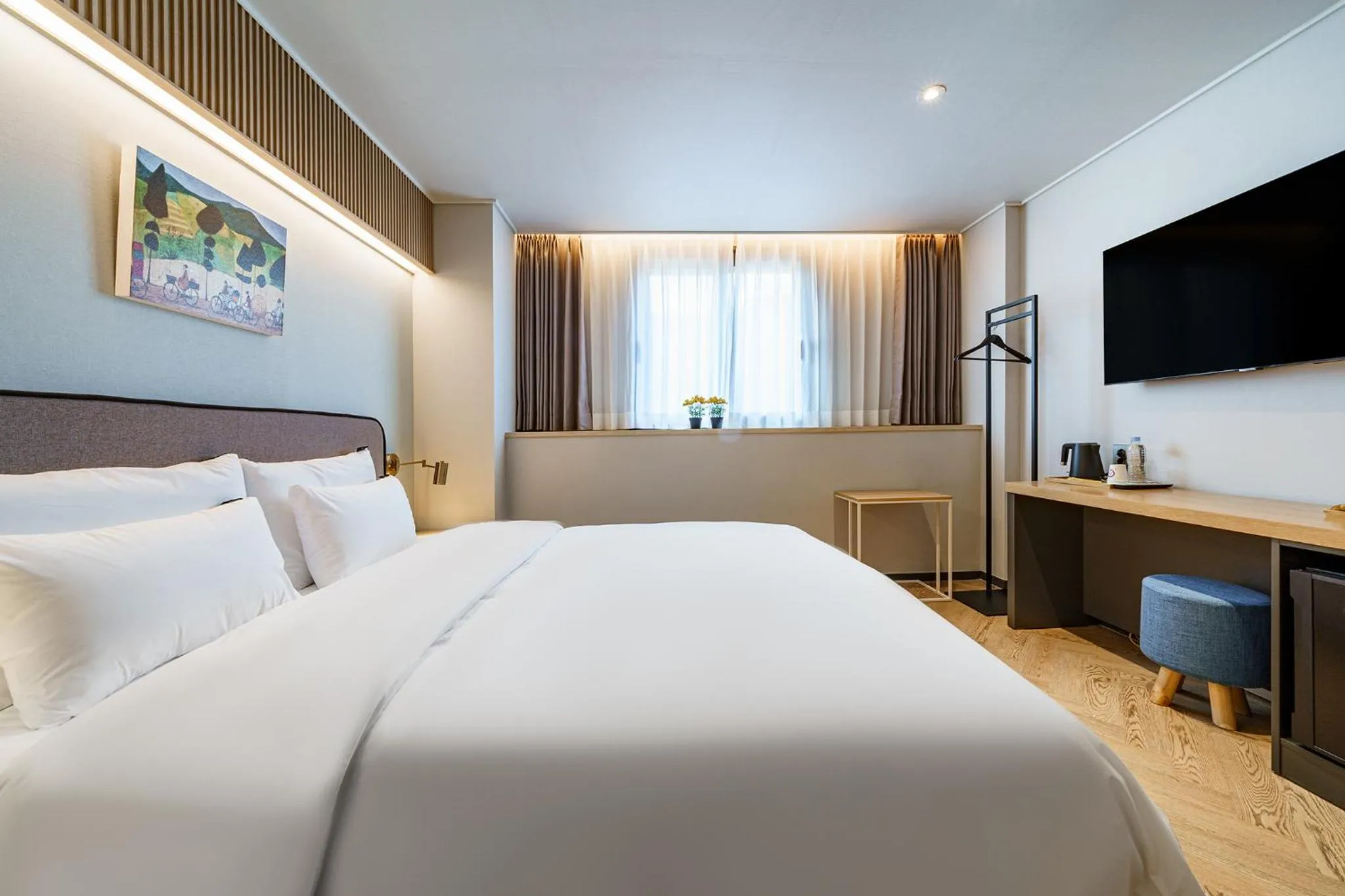 Bed in Browndot Samcheonpo