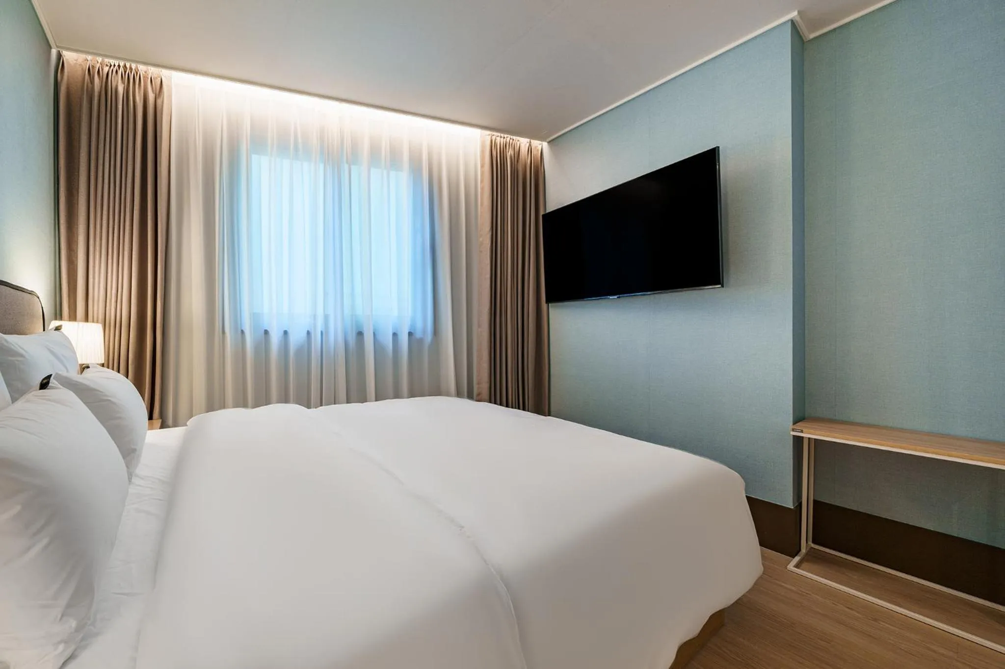 Bed in Browndot Samcheonpo