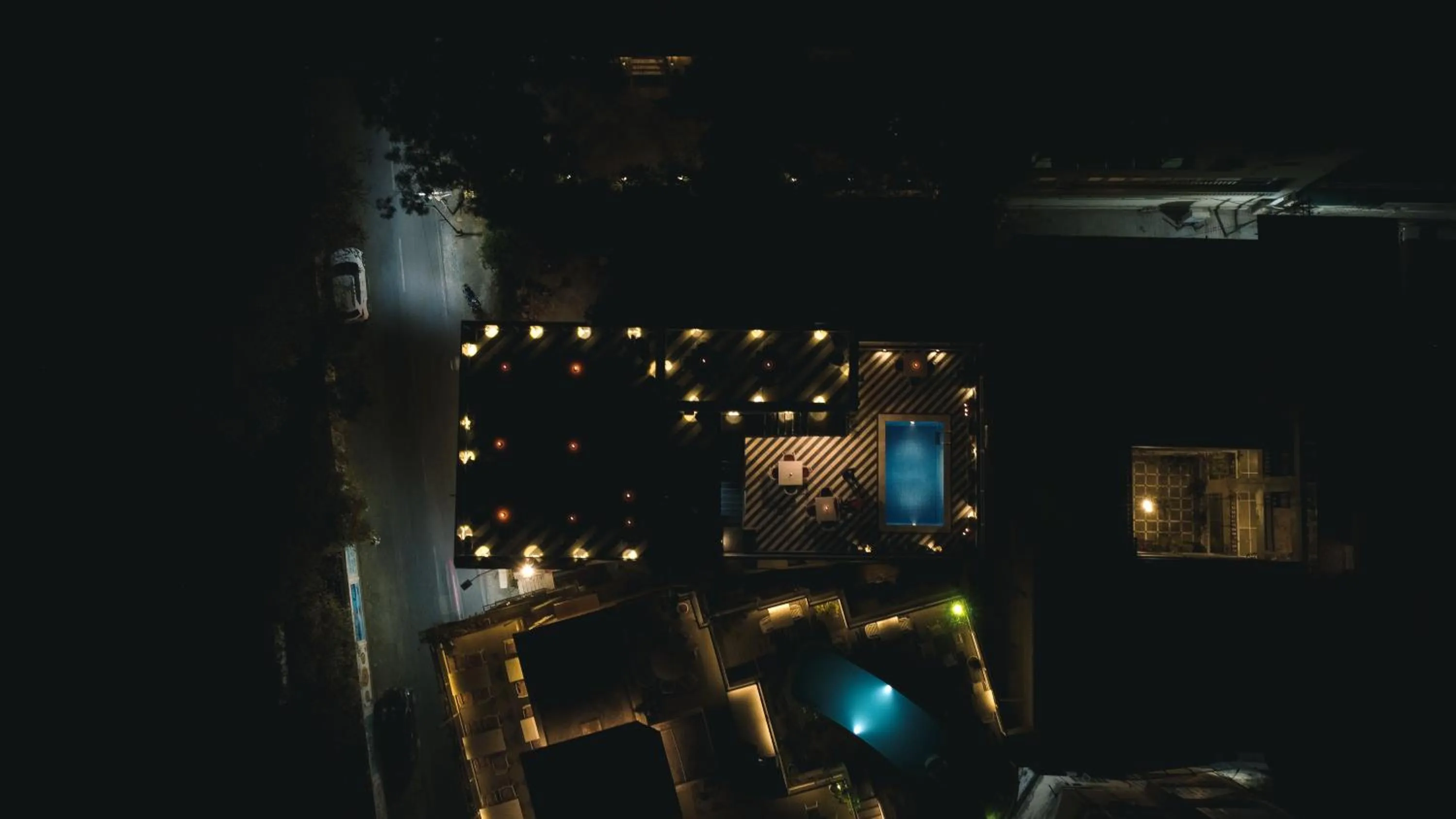 Night in Hotel Naren Villa