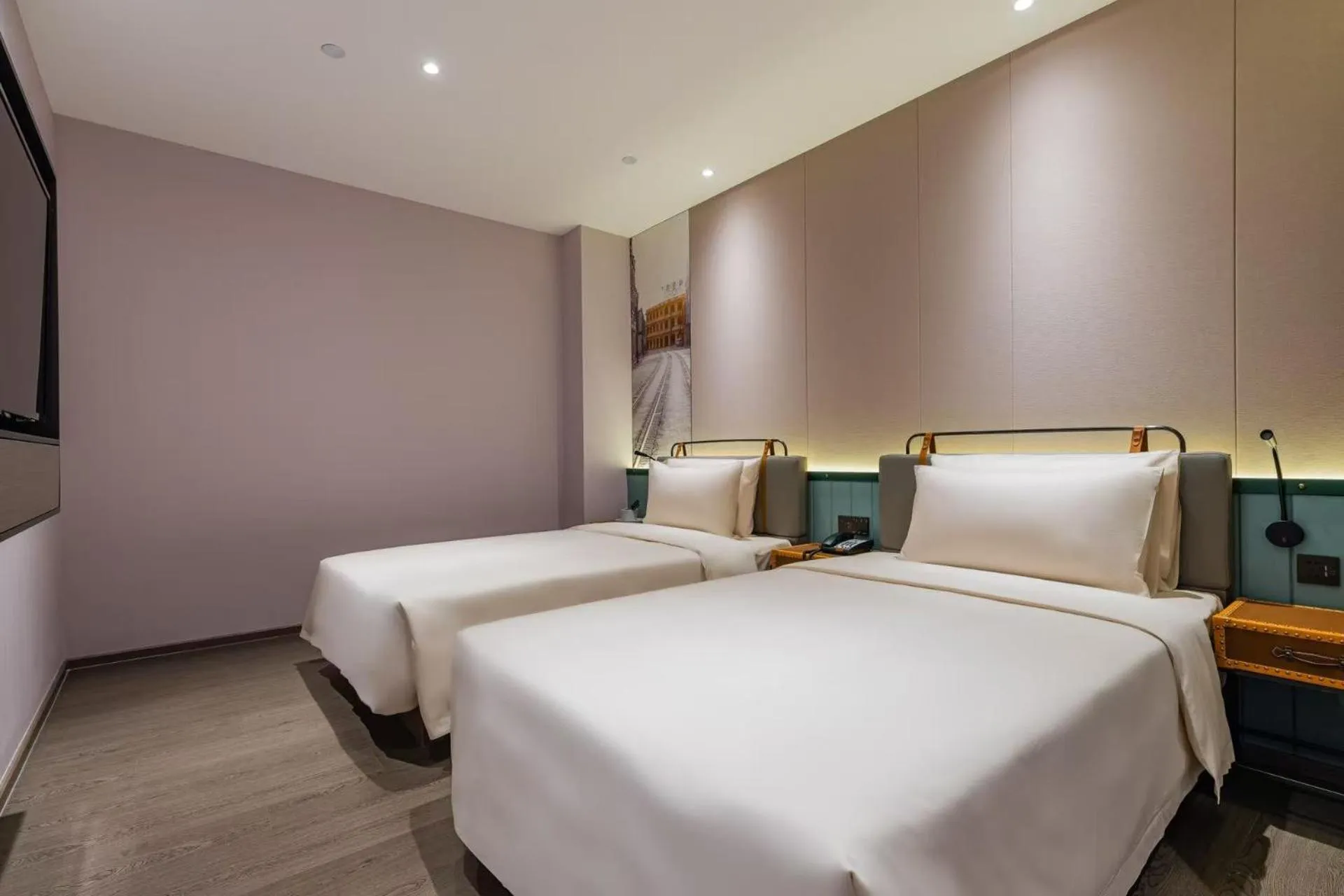 Bedroom, Bed in Atour Light Hotel Shanghai Jing'an Natural History Museum, Suzhou River Bank