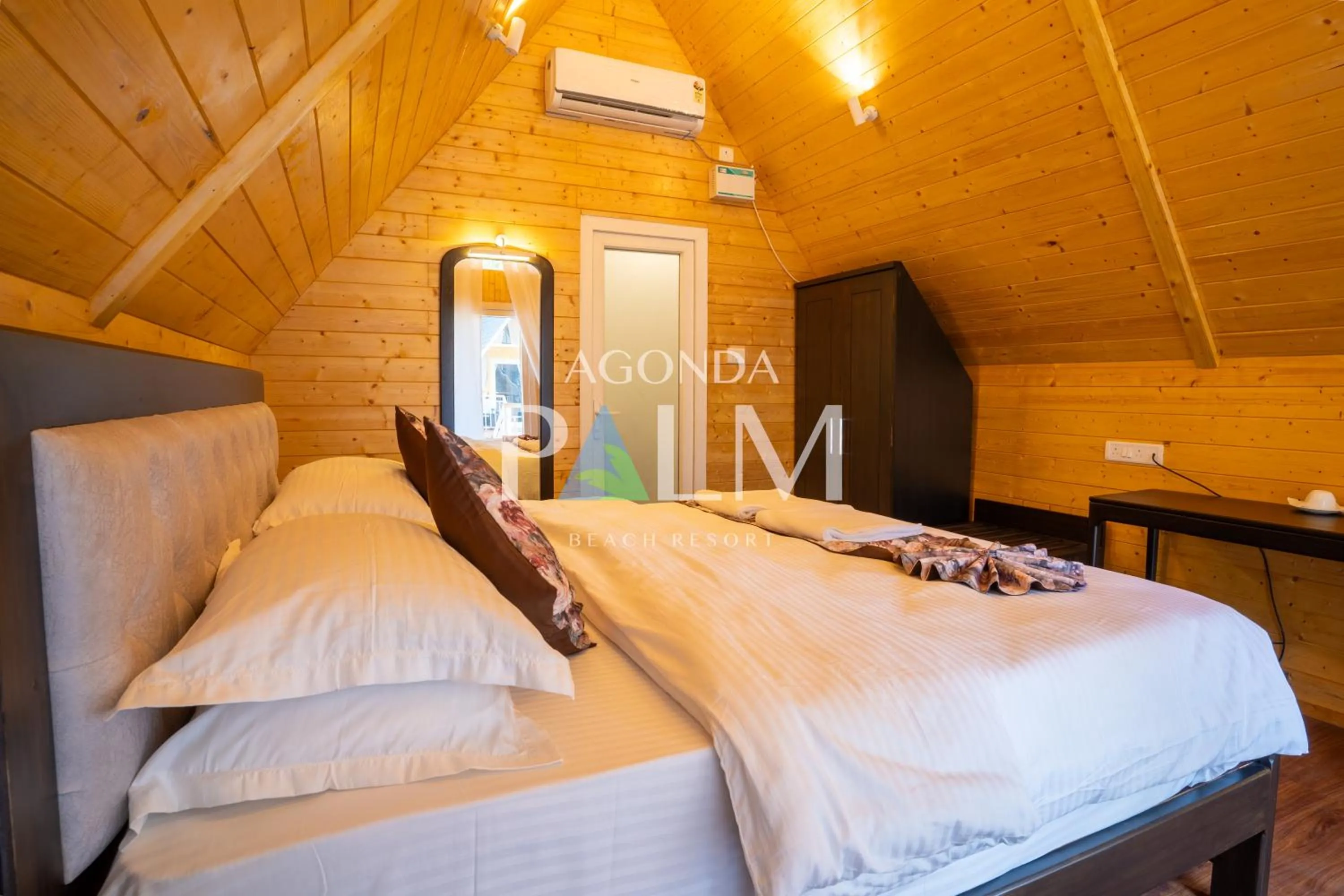 Bed in Agonda Palm Beach Resort