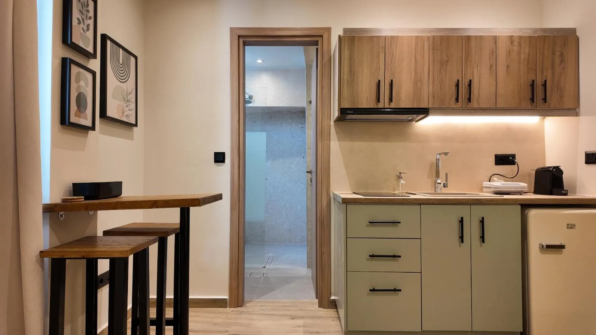 Kitchen or kitchenette in Euphoria Apartments Monastiraki