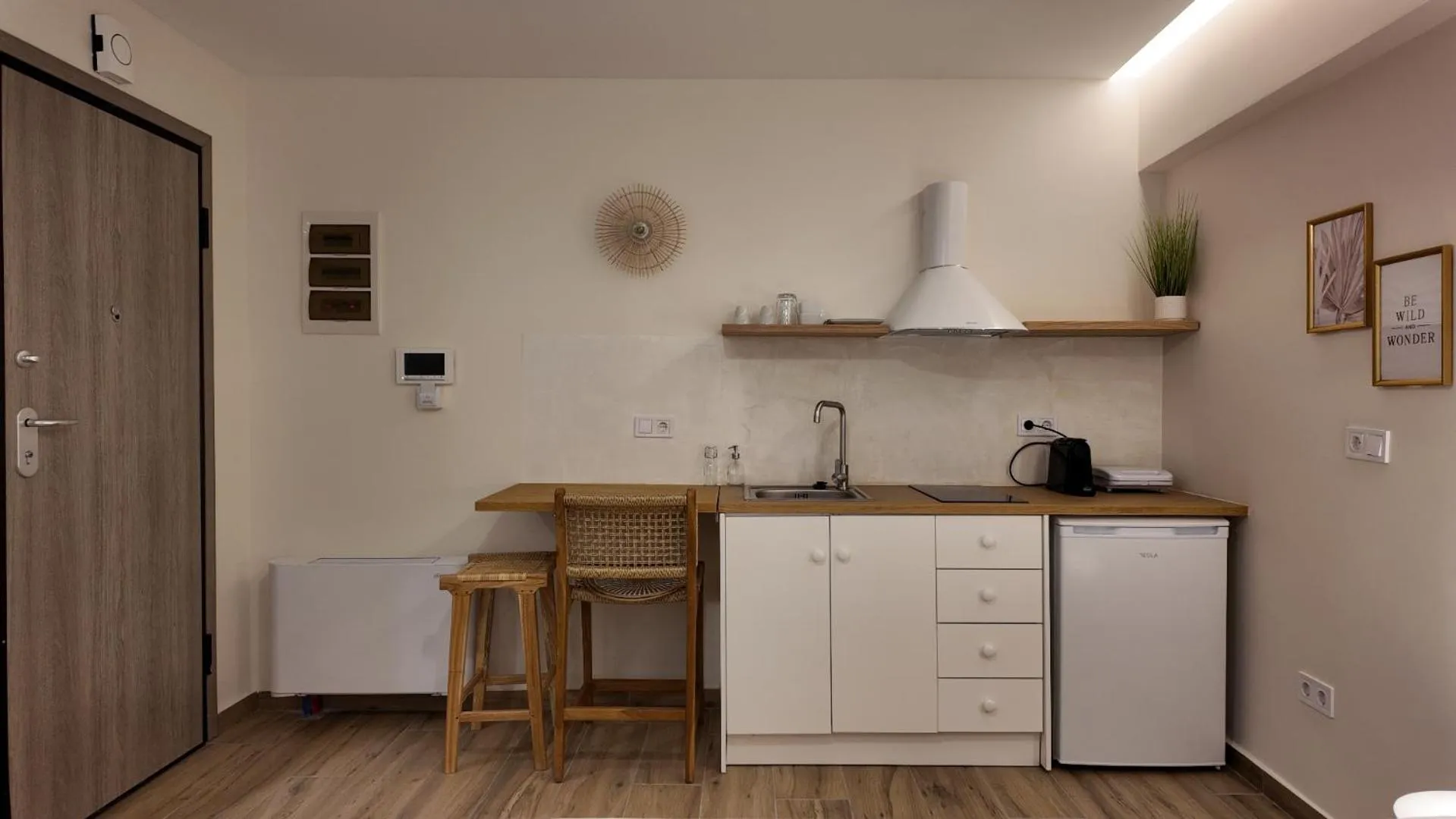 Kitchen or kitchenette in Euphoria Apartments Monastiraki