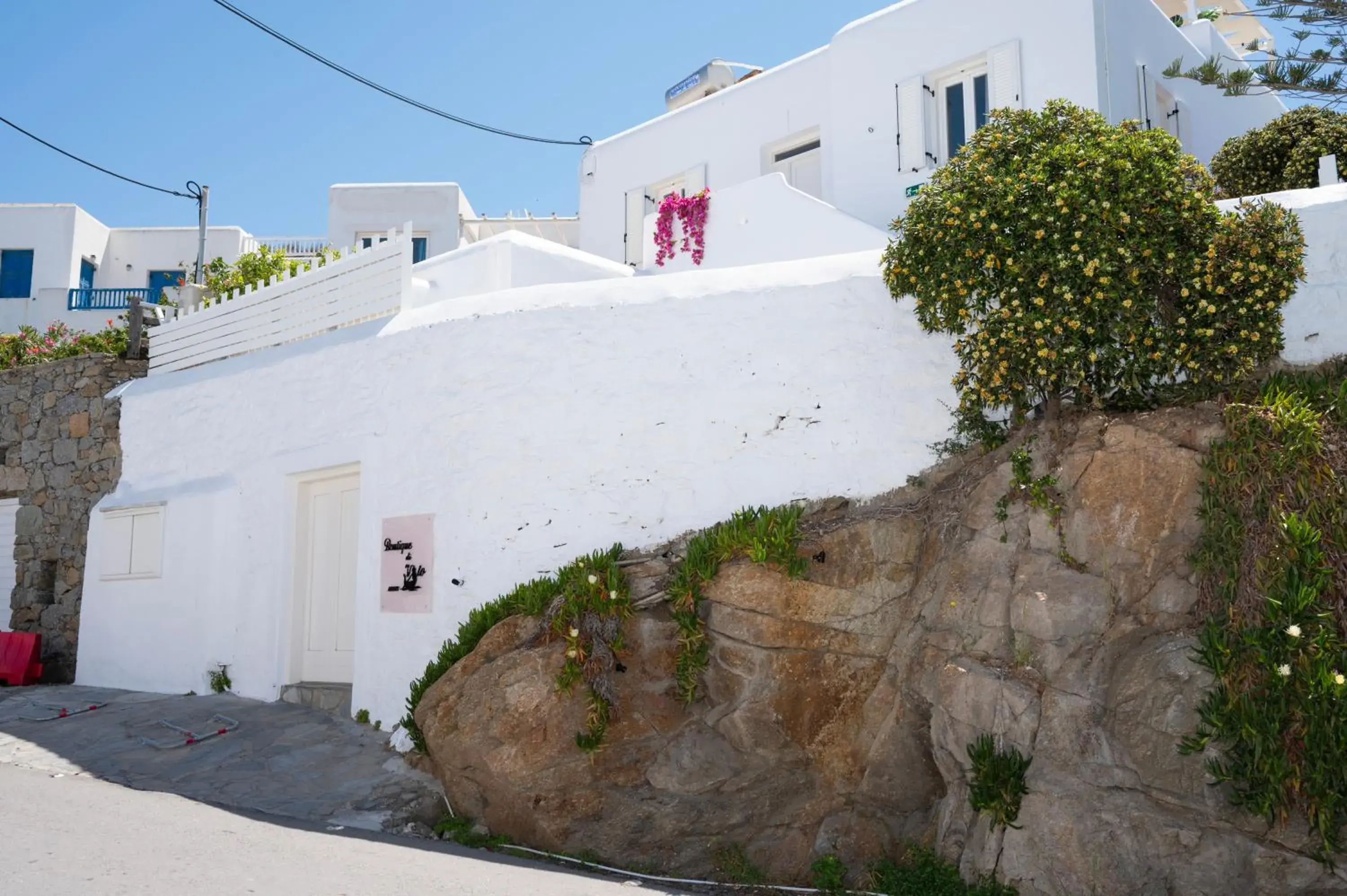 Facade/entrance in Boutique di Vito Facade/entrance in Boutique di Vito