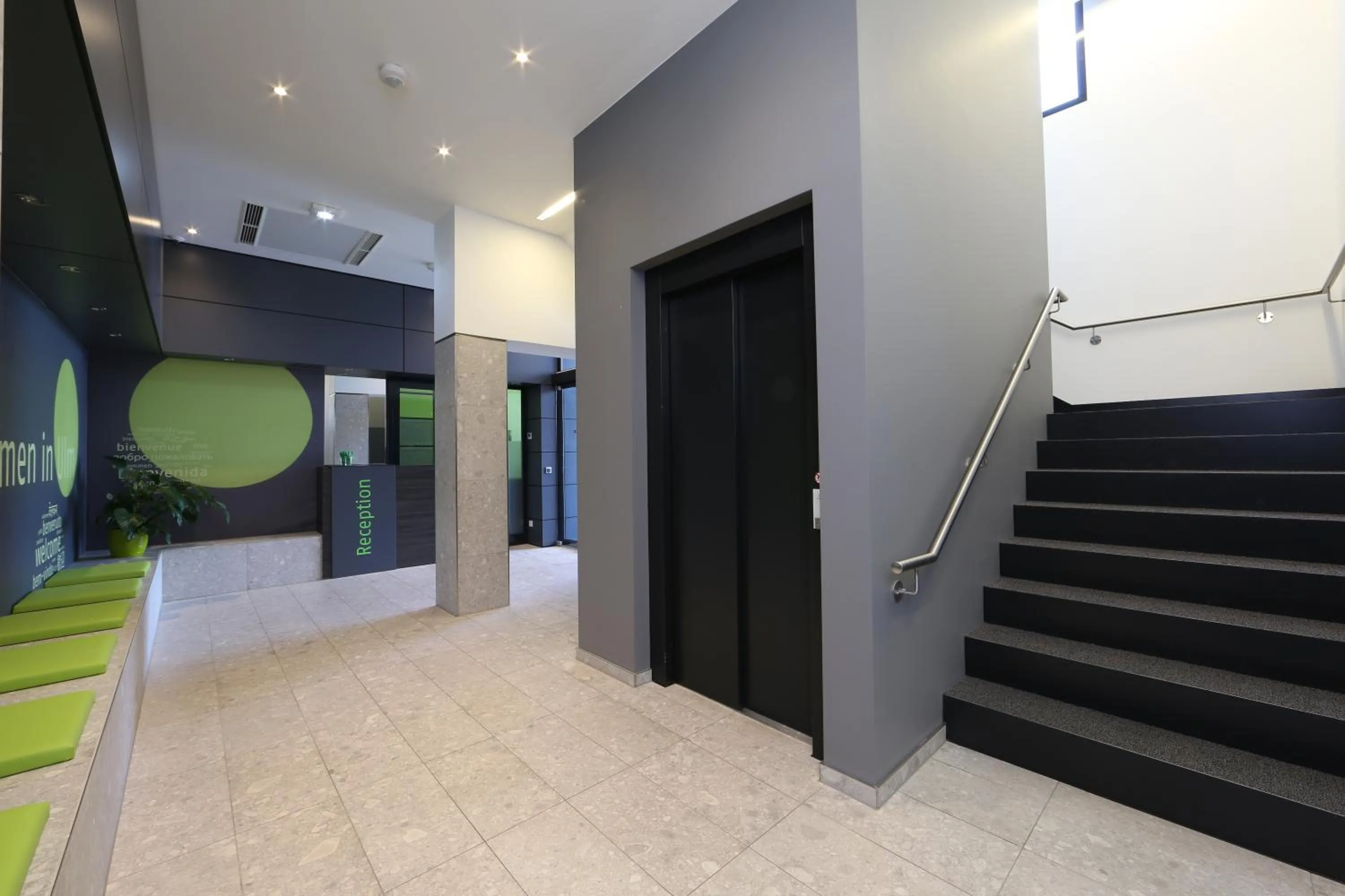 Lobby or reception in Economy-Hotel