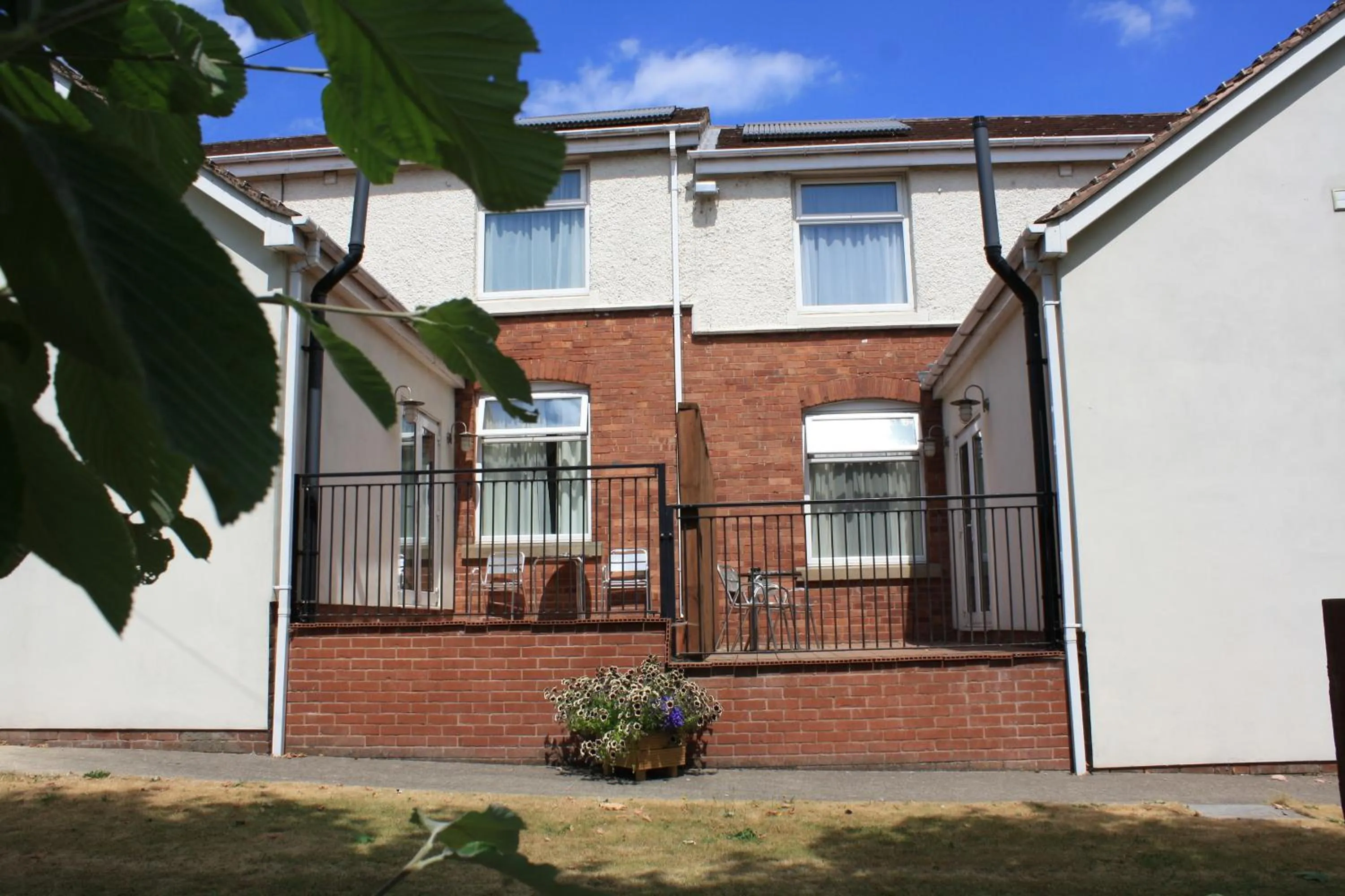 Balcony/Terrace in Twin Oaks Hotel
