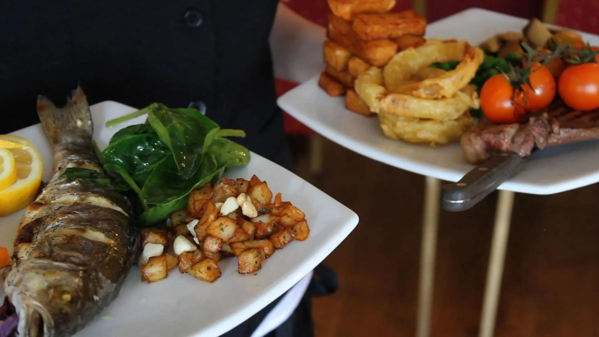 Food close-up in Twin Oaks Hotel
