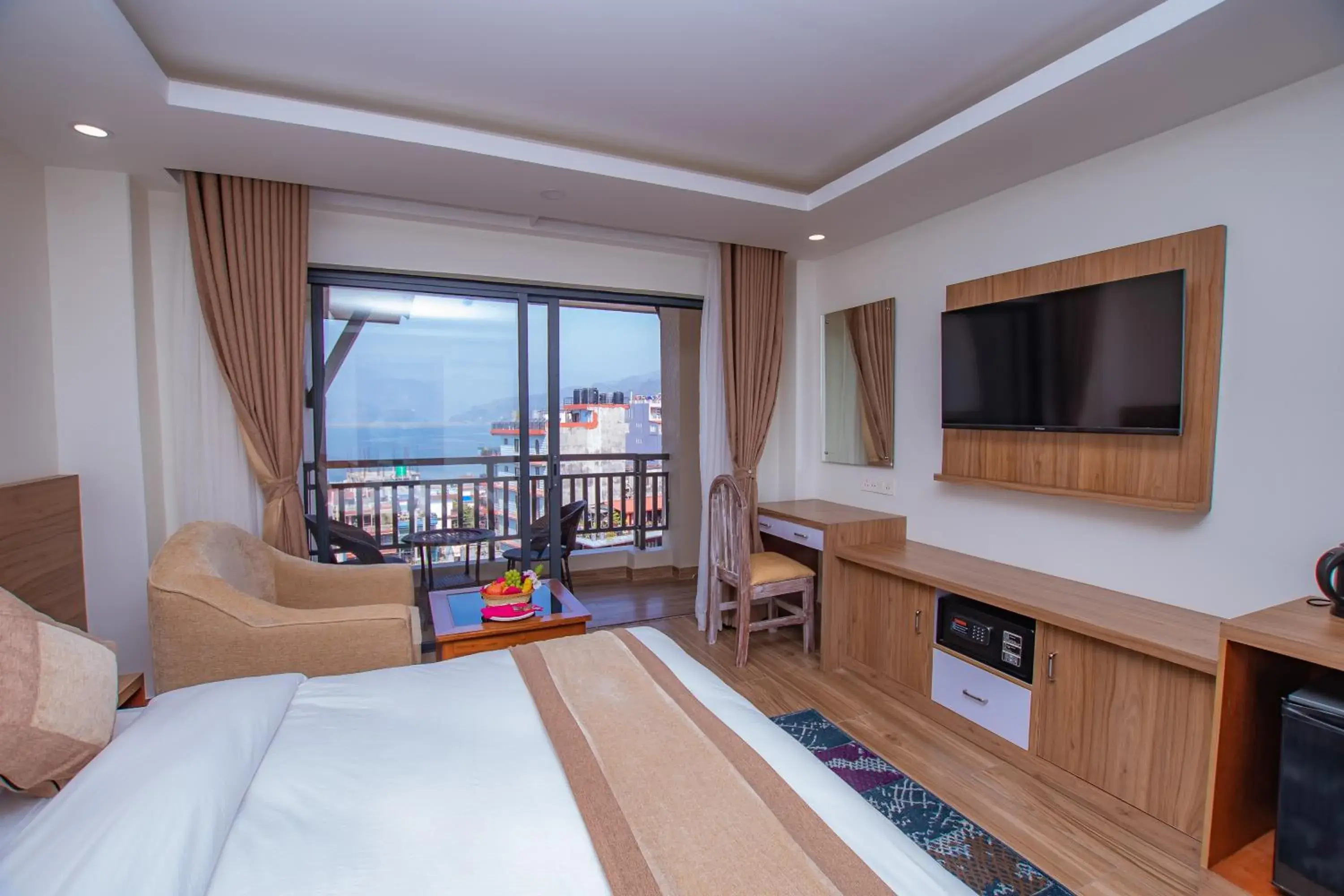 Bed in Hotel Pokhara Village & SPA Bed in Hotel Pokhara Village & SPA