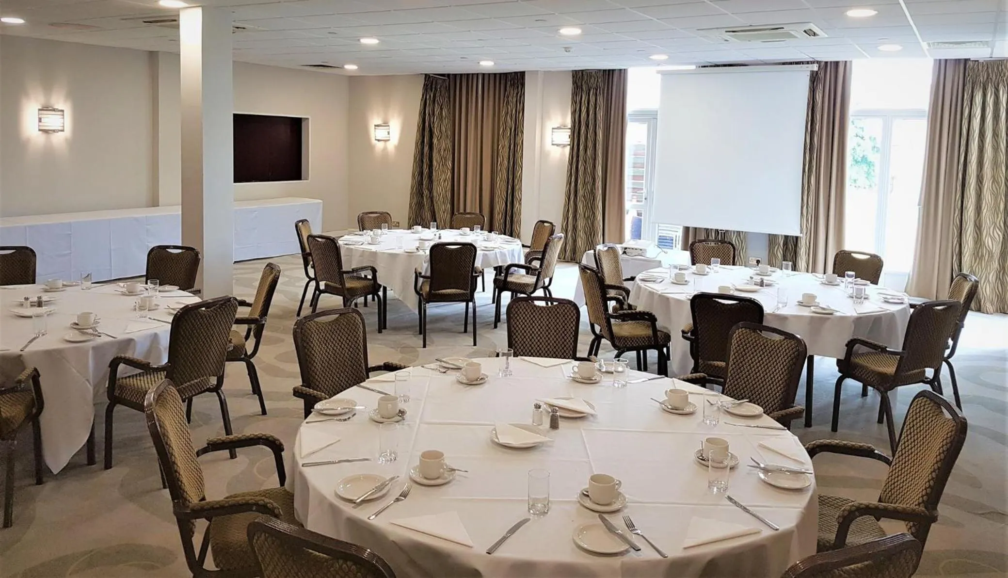 Meeting/conference room in Holiday Inn Kenilworth - Warwick by IHG