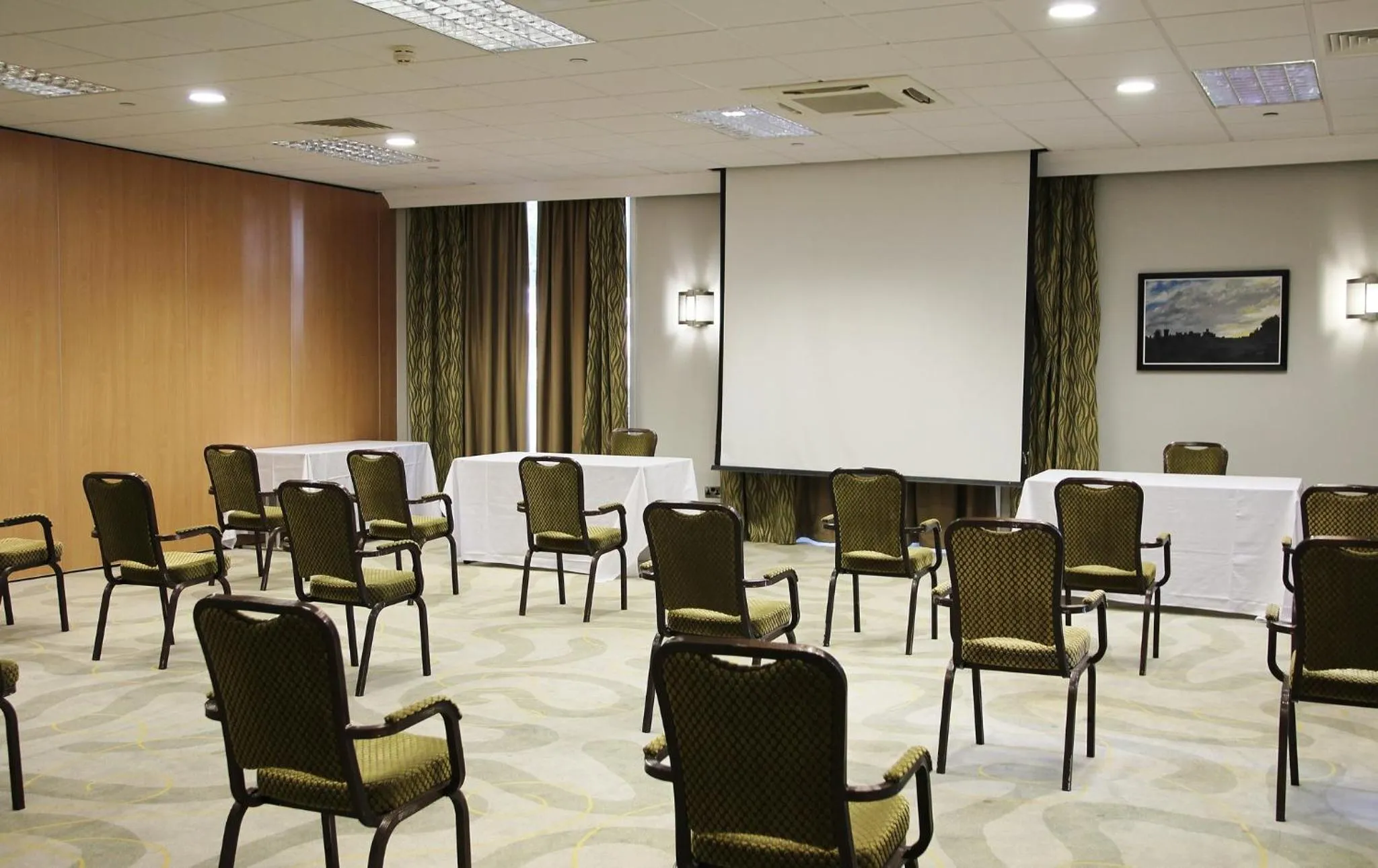 Meeting/conference room in Holiday Inn Kenilworth - Warwick by IHG