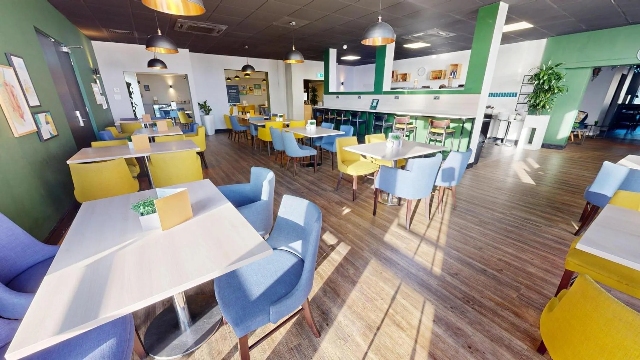 Breakfast in Holiday Inn Kenilworth - Warwick by IHG