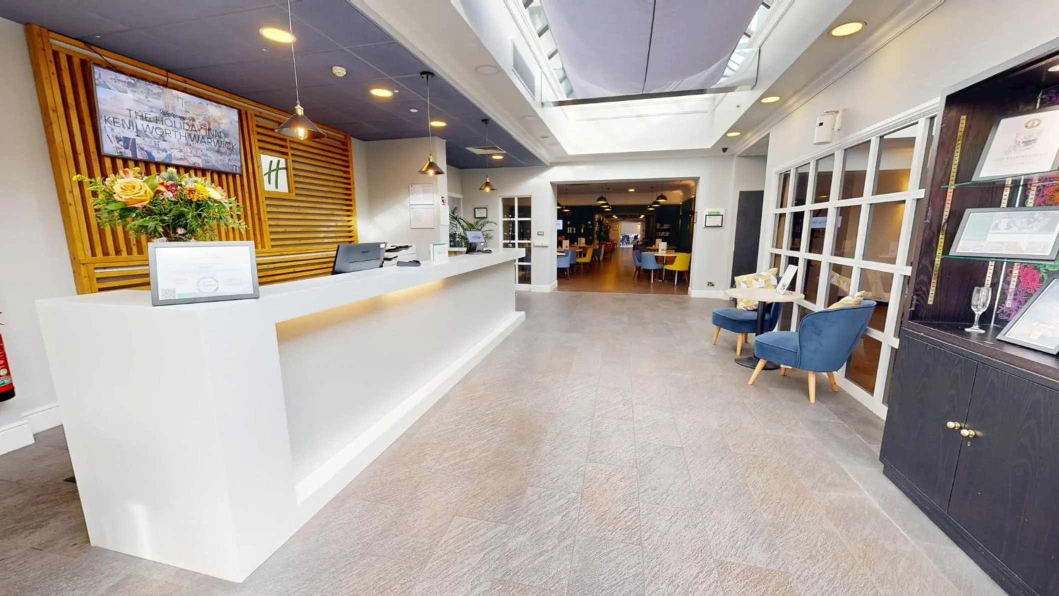 Property building in Holiday Inn Kenilworth - Warwick by IHG