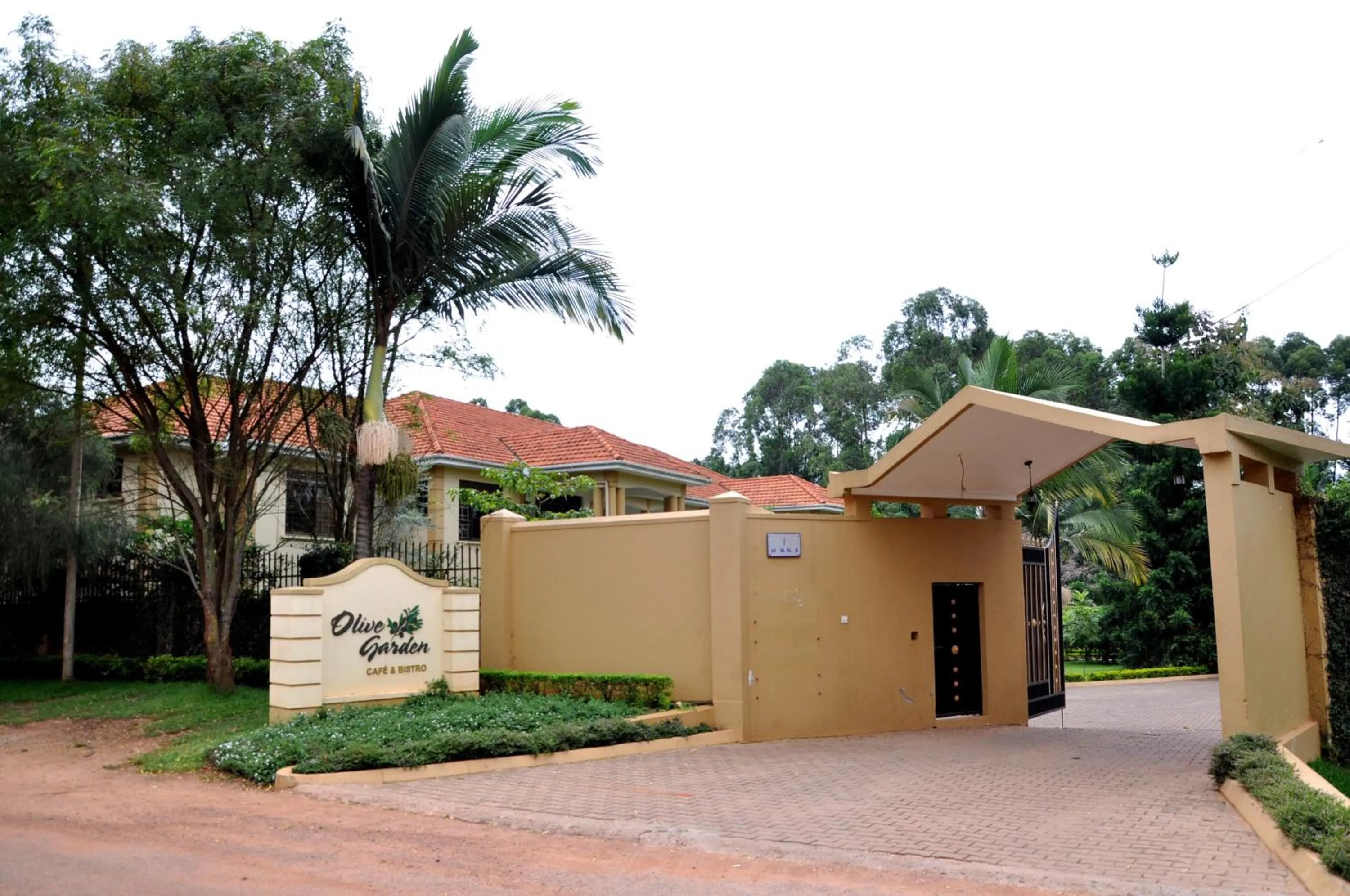 Facade/entrance in Olive Gardens Hotel Kampala