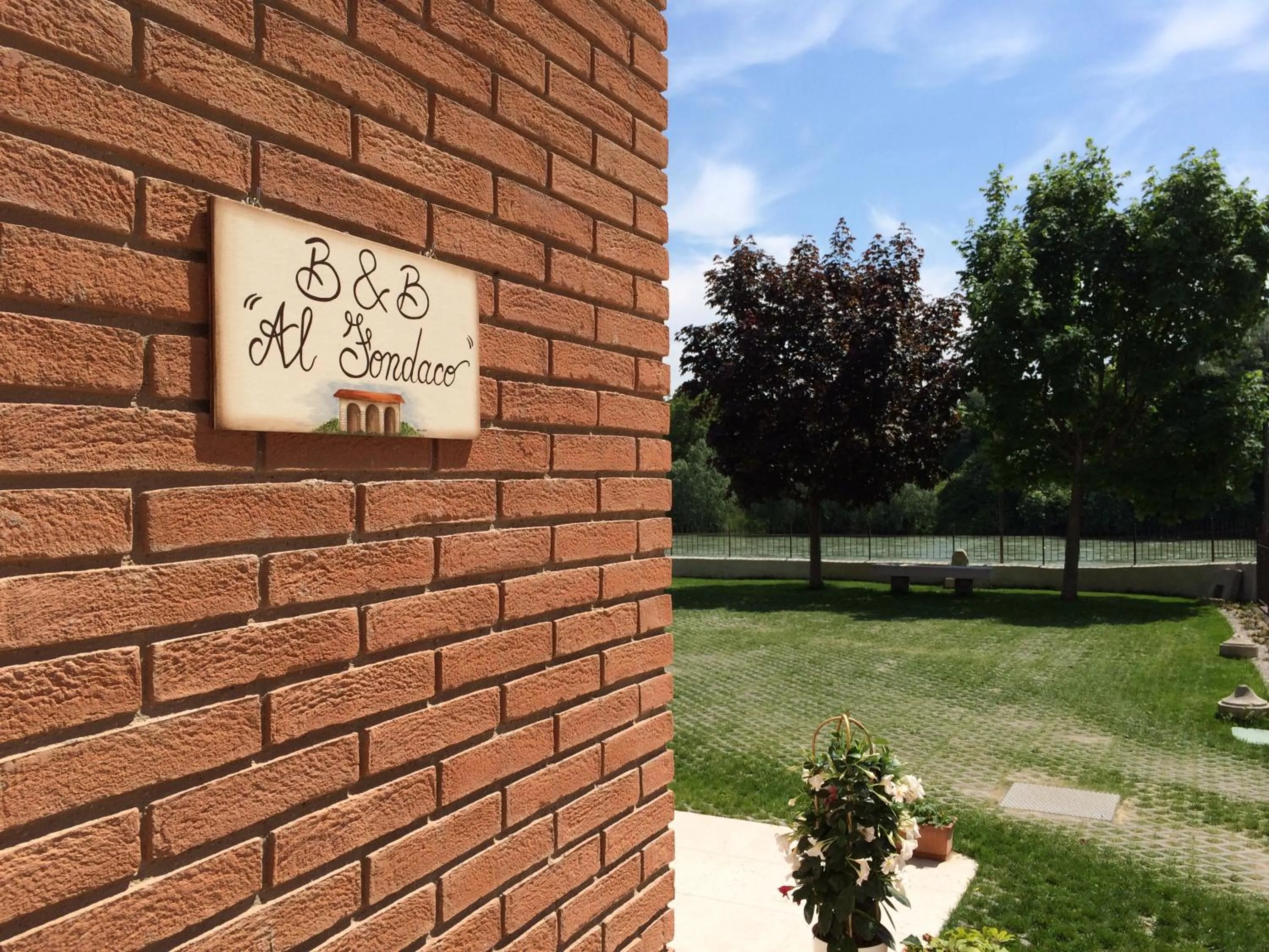 Facade/entrance in B&B Al Fondaco