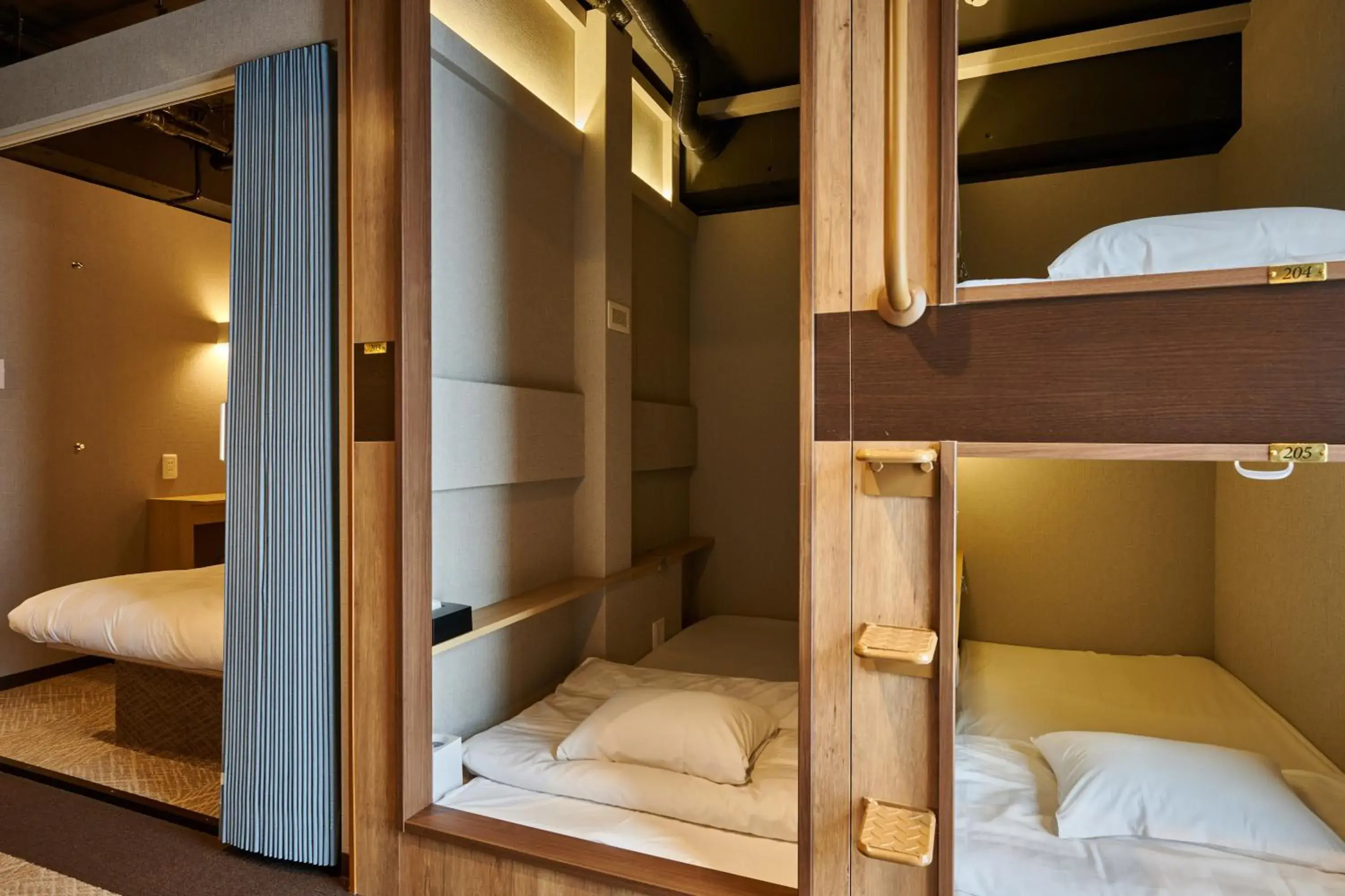 Bed in CAPSULE HOTEL CONTINUE NijojoKita Bed in CAPSULE HOTEL CONTINUE NijojoKita