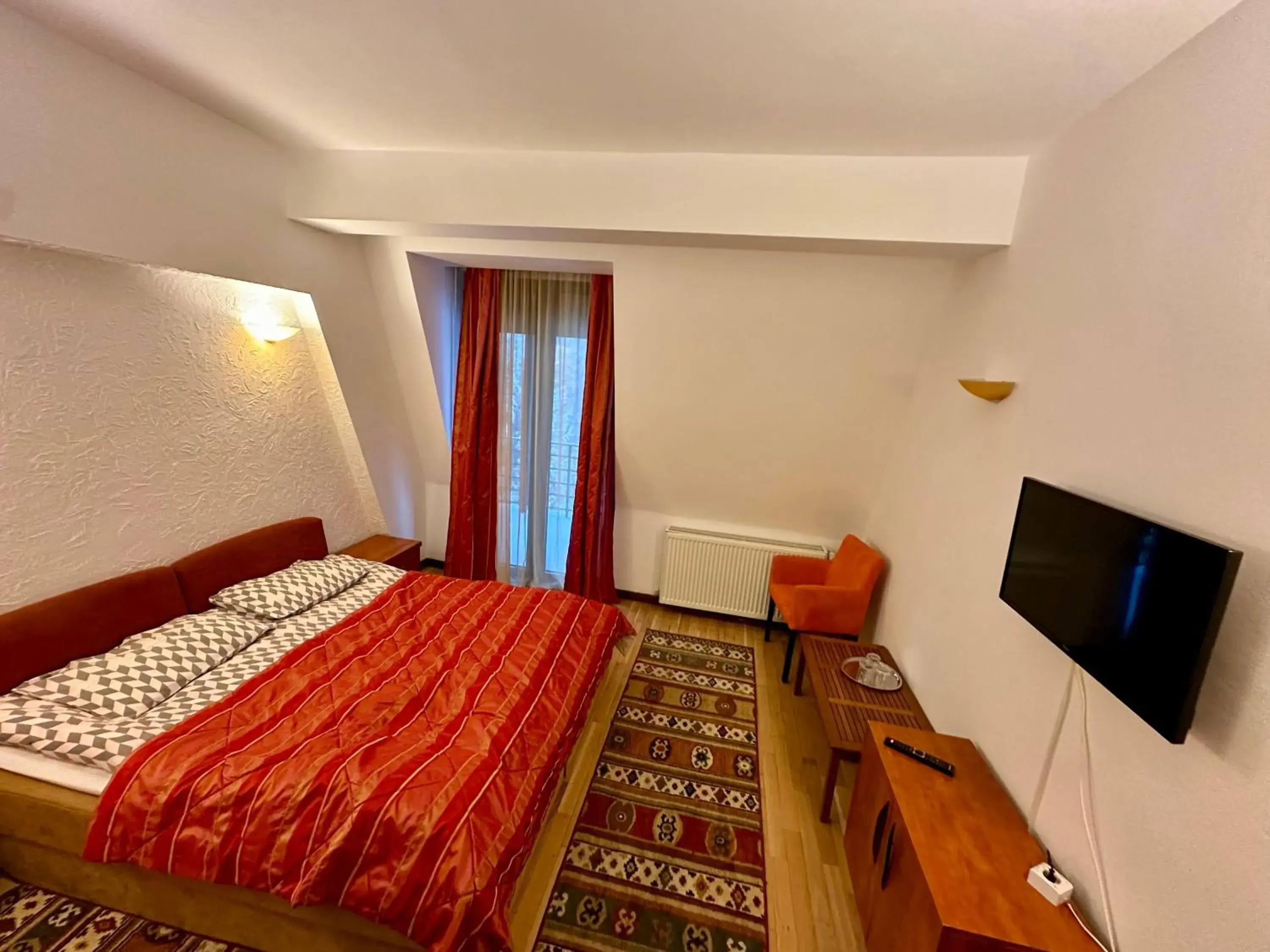 Double Room in Pensiunea Rasnoava Double Room in Pensiunea Rasnoava