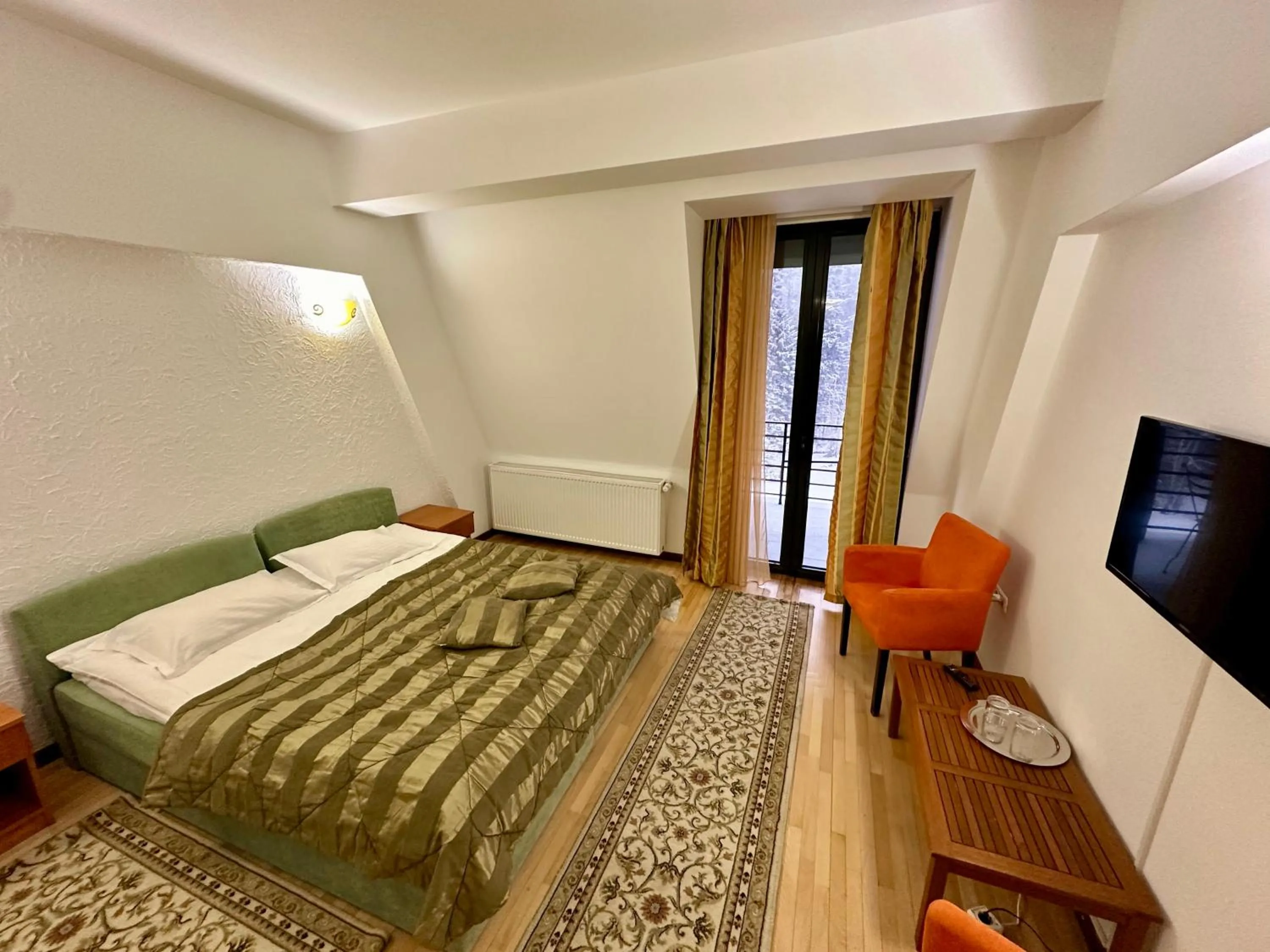 Bed in Pensiunea Rasnoava