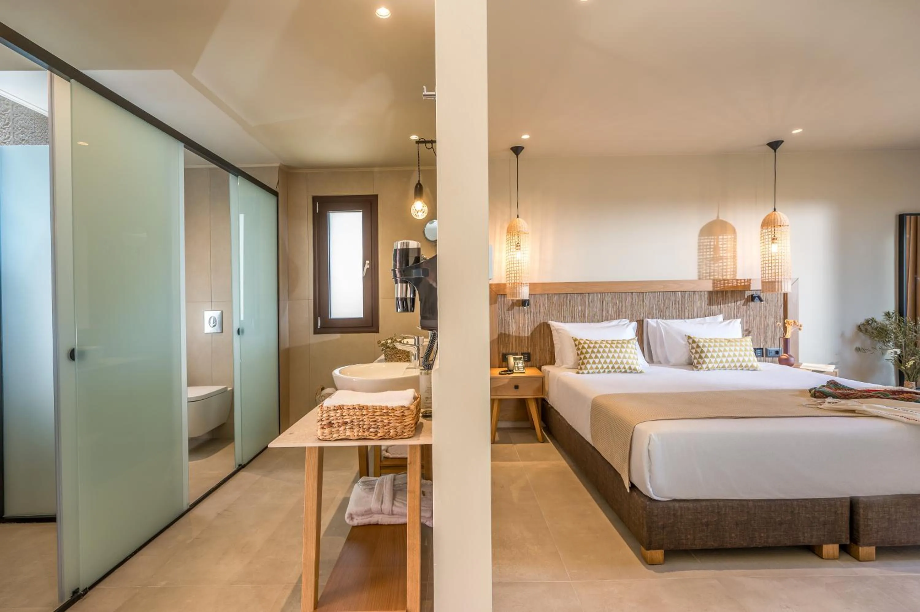 Photo of the whole room, Bed in Hotel Pyriá