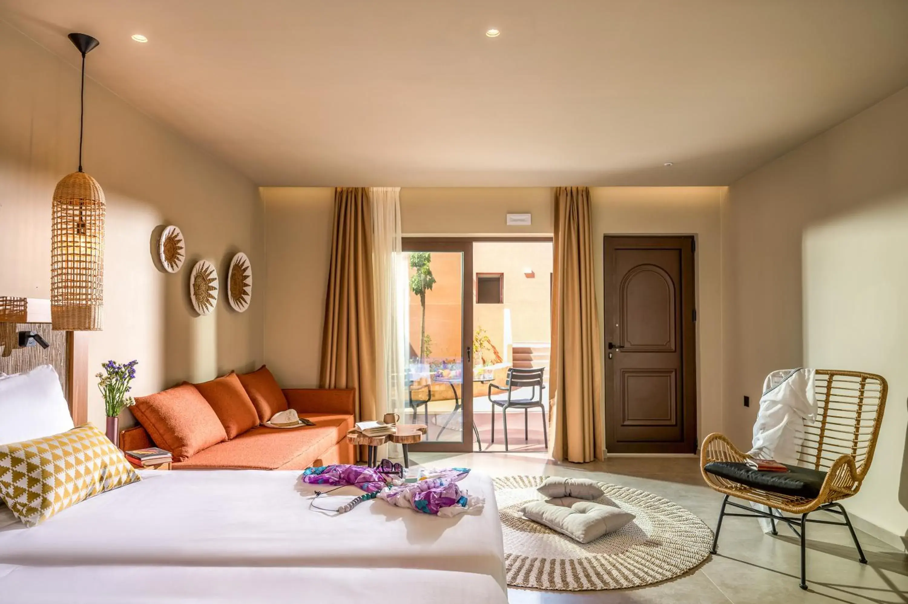 Bed in Hotel Pyriá Bed in Hotel Pyriá