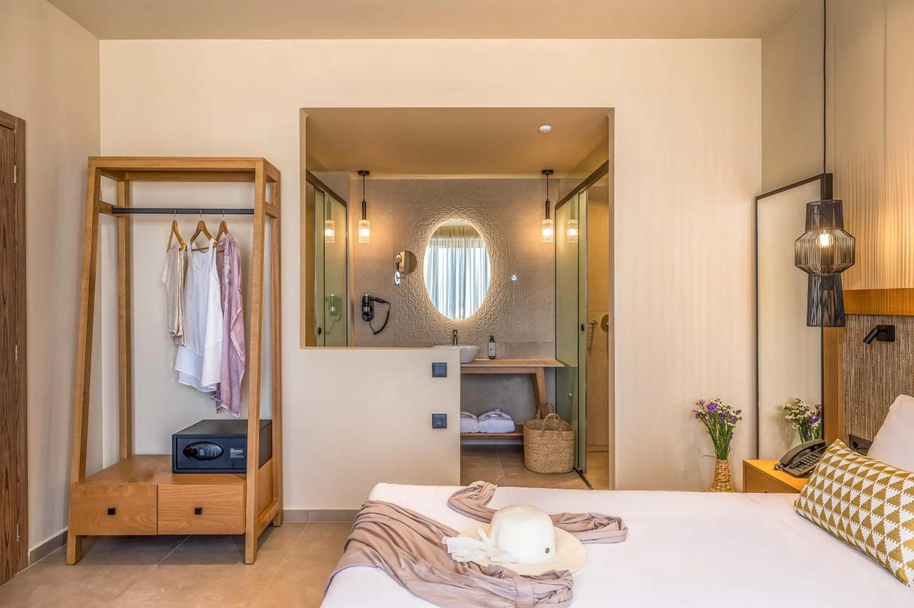 Photo of the whole room, Bed in Hotel Pyriá