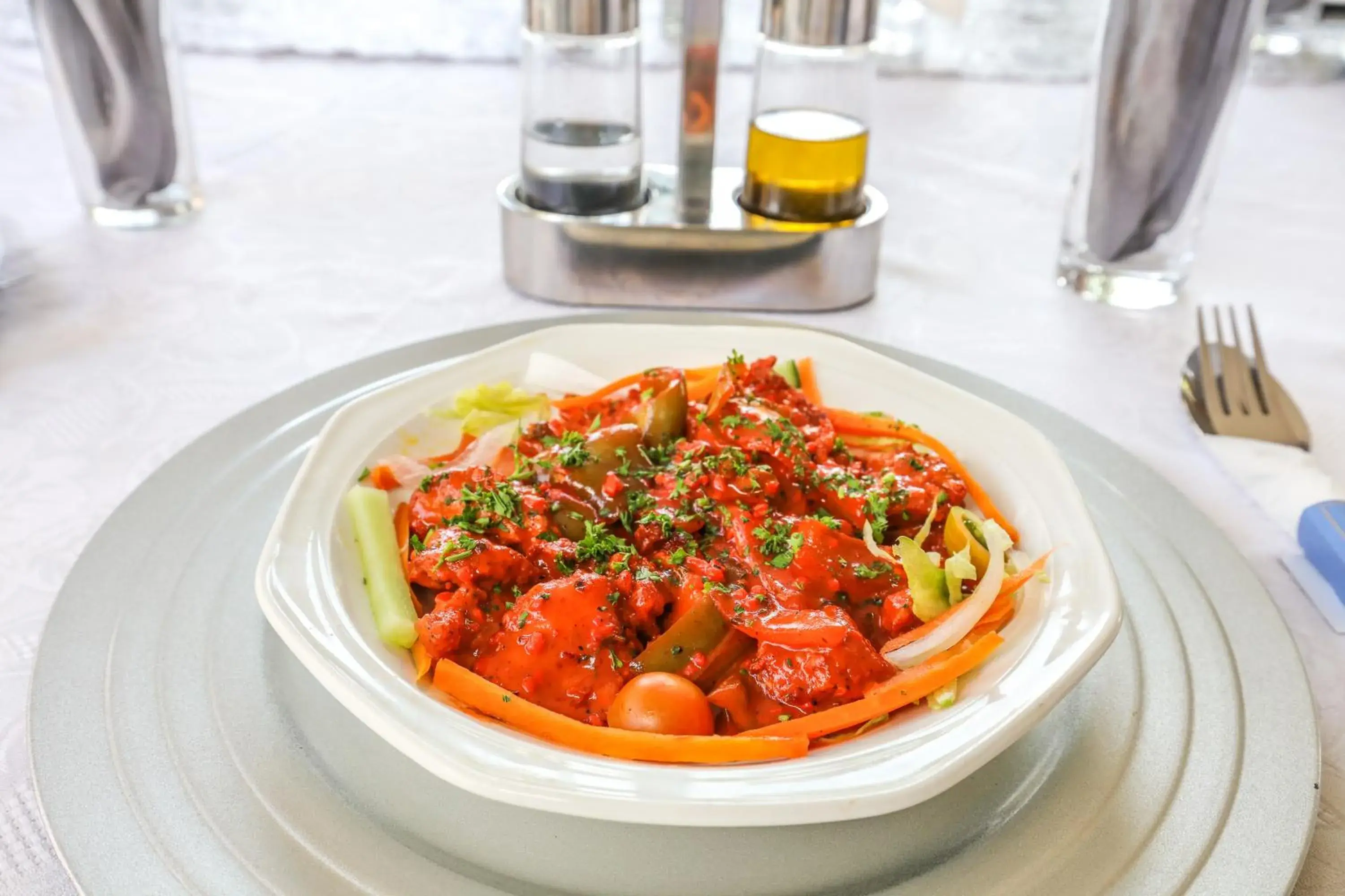 Food in Oasis Motel Food in Oasis Motel