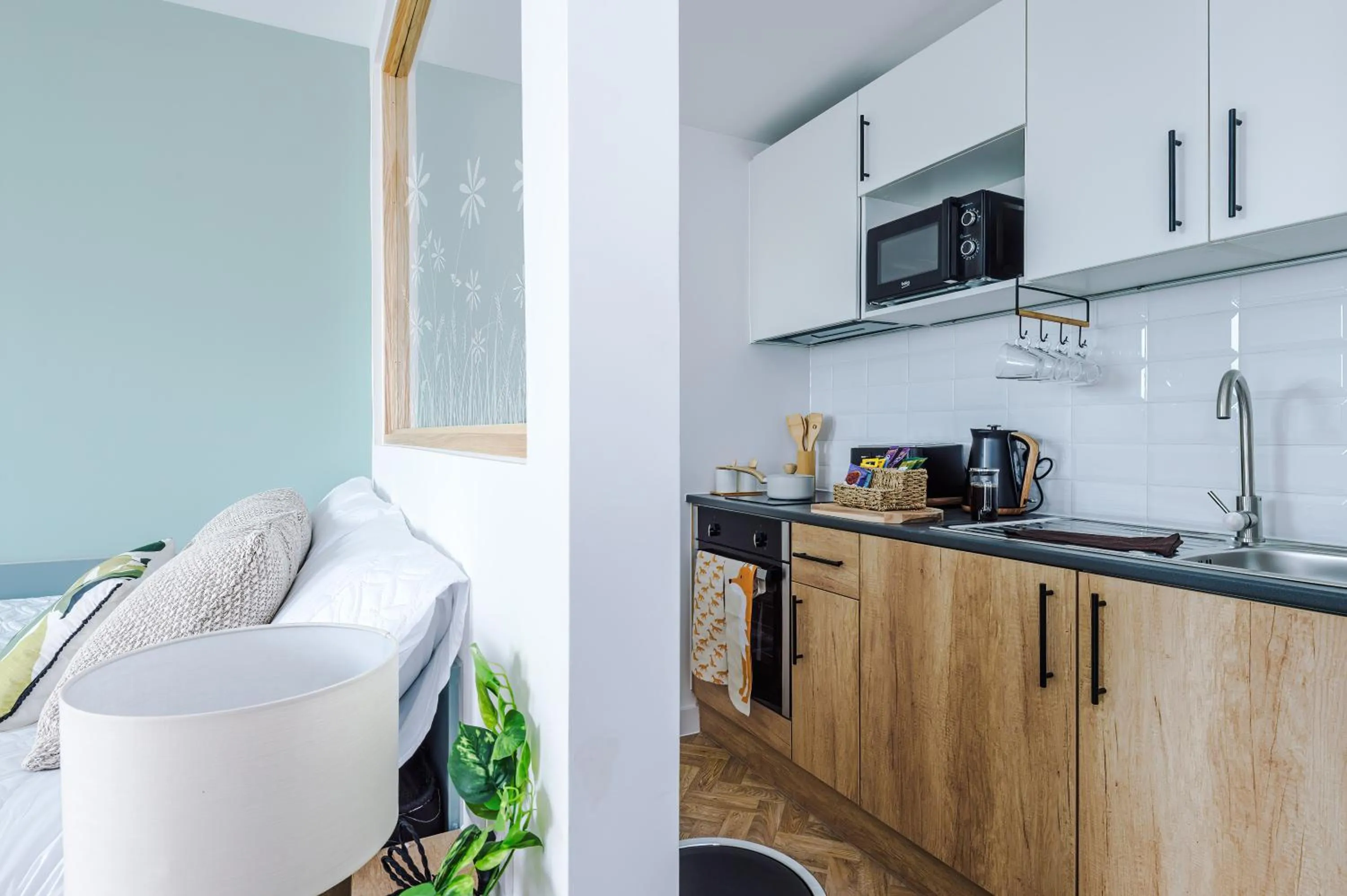 Kitchen or kitchenette in City Studios, Preston