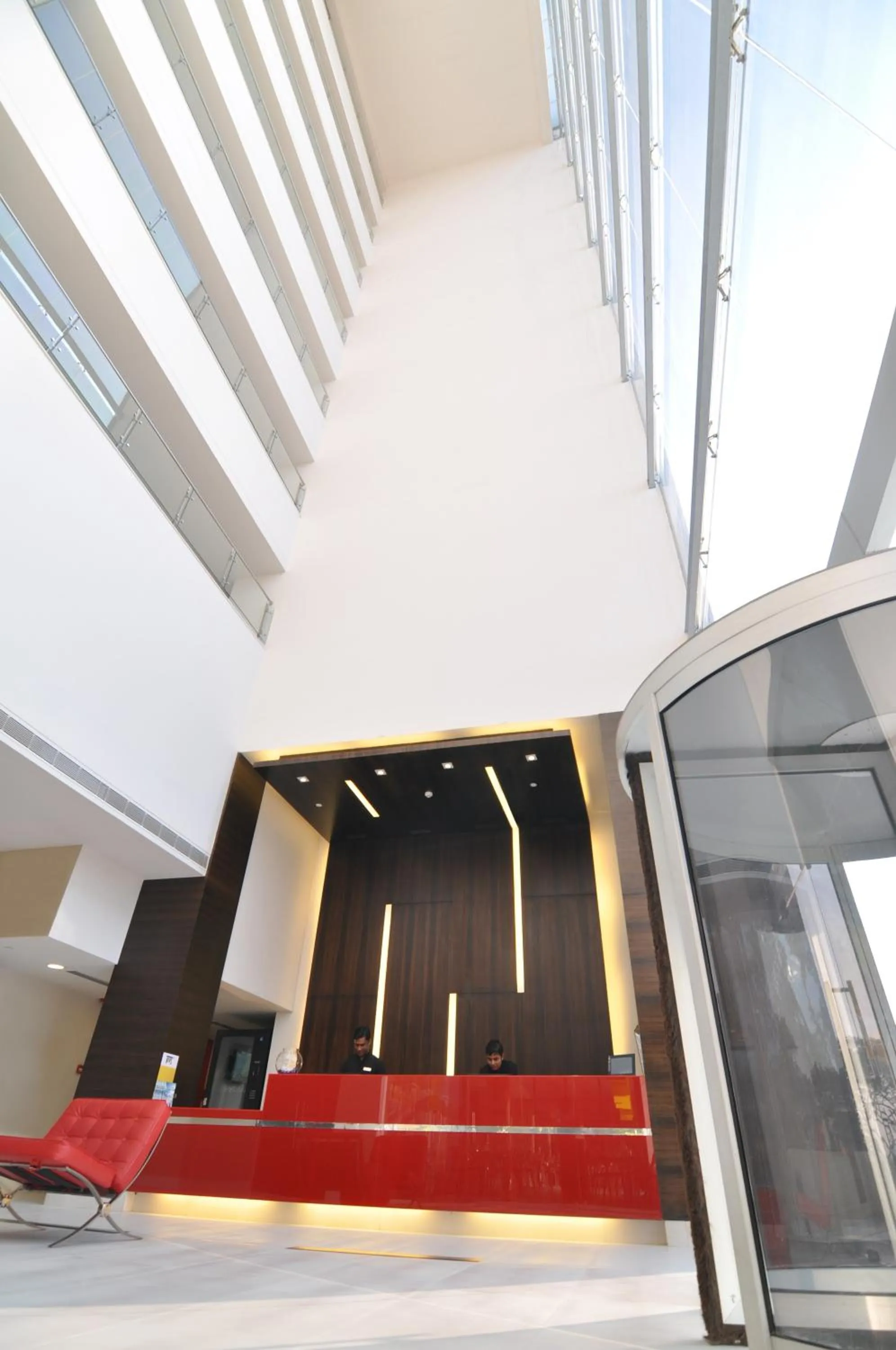 Lobby or reception in Keys Select by Lemon Tree Hotels, Kochi