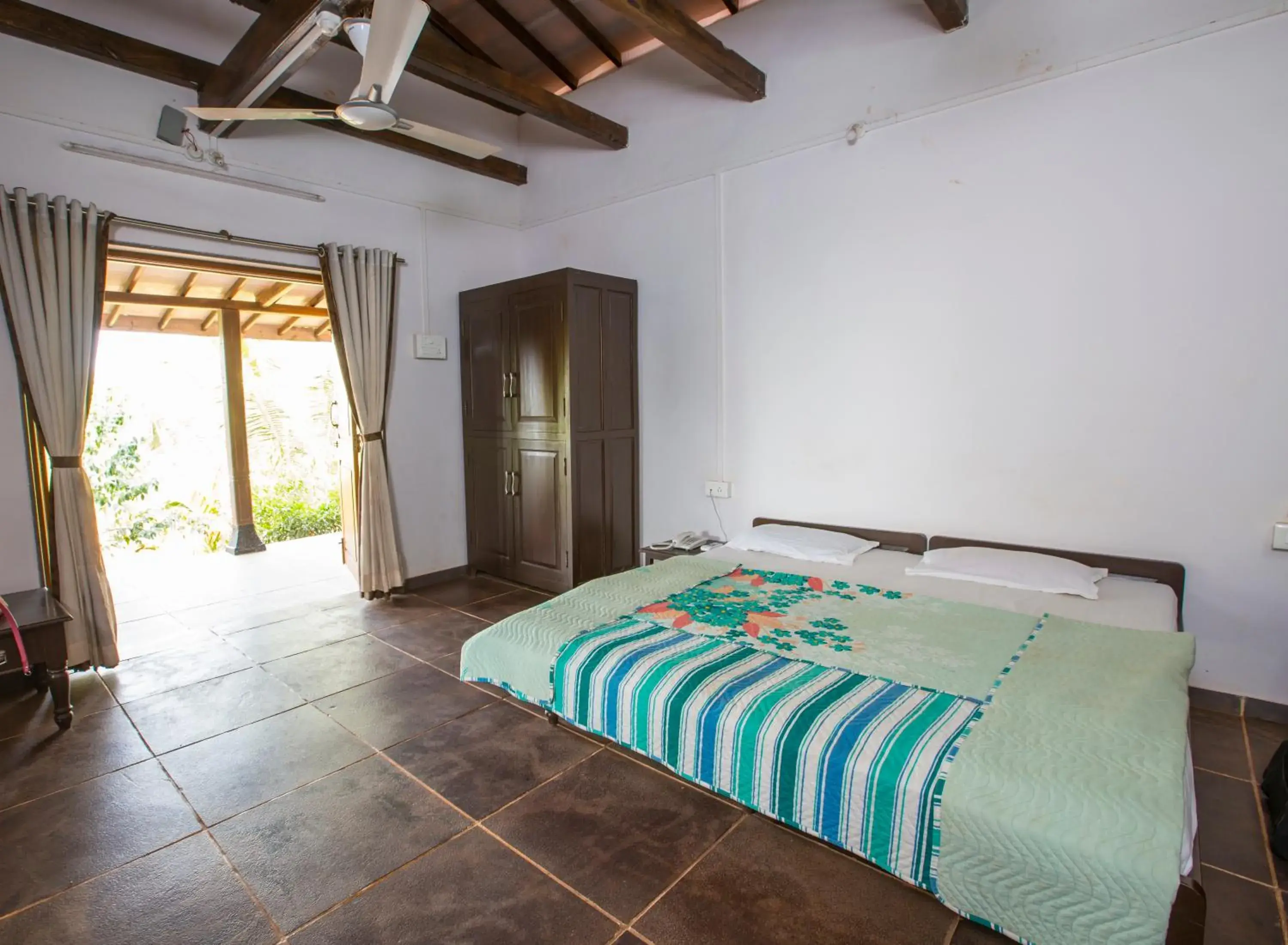 Photo of the whole room, Bed in Beachfront Villas Photo of the whole room, Bed in Beachfront Villas