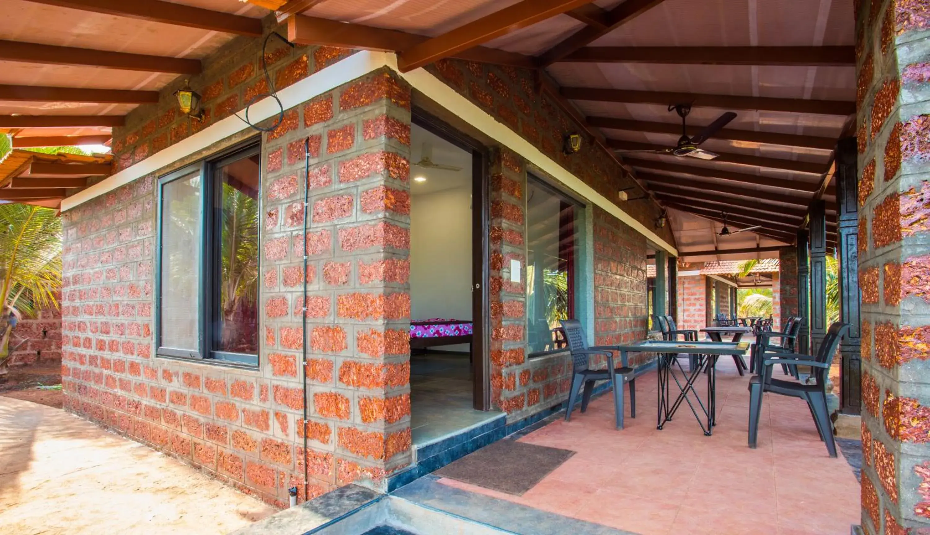 Restaurant/places to eat in Beachfront Villas Restaurant/places to eat in Beachfront Villas