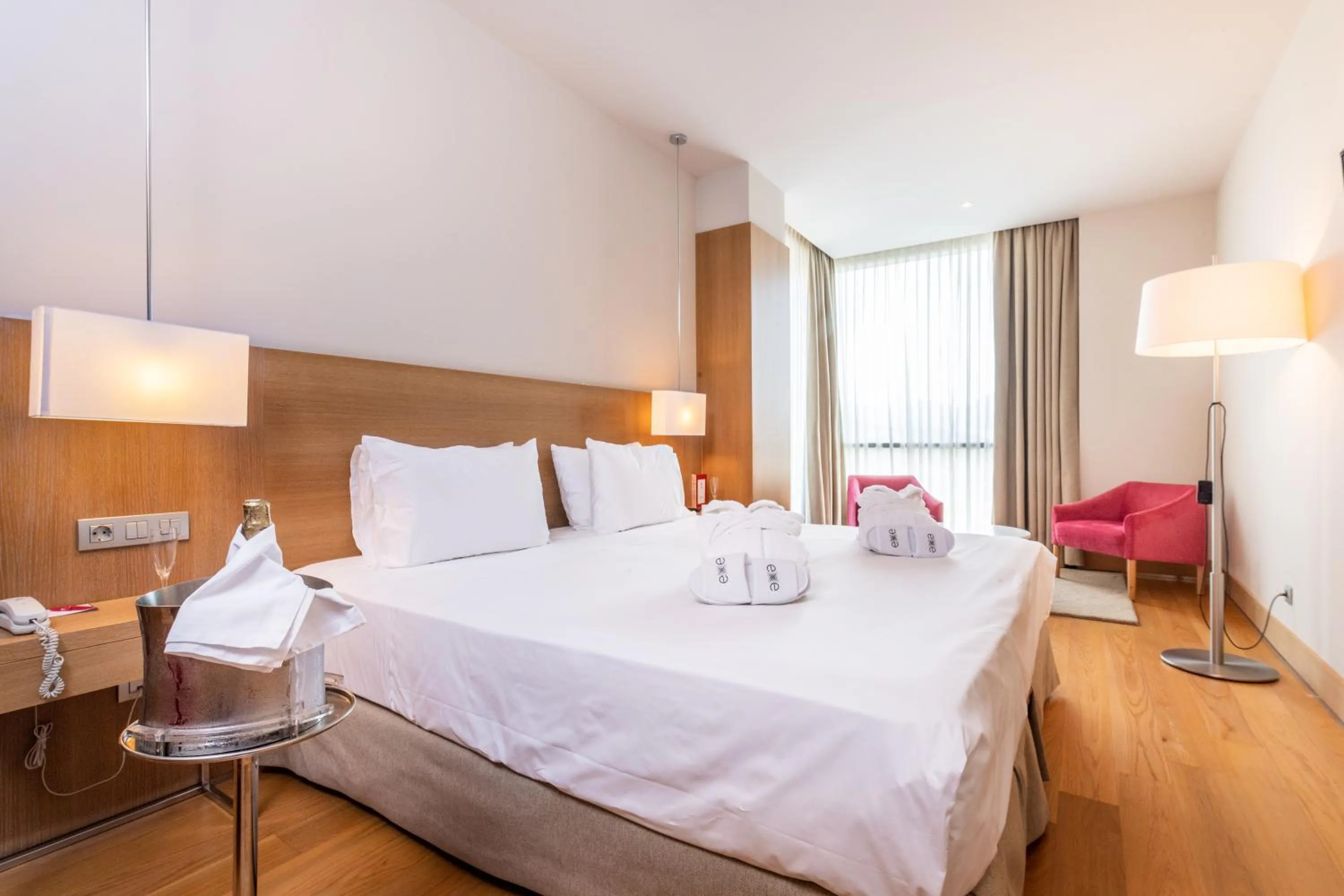 Photo of the whole room, Bed in ​Exe Las Margas Golf