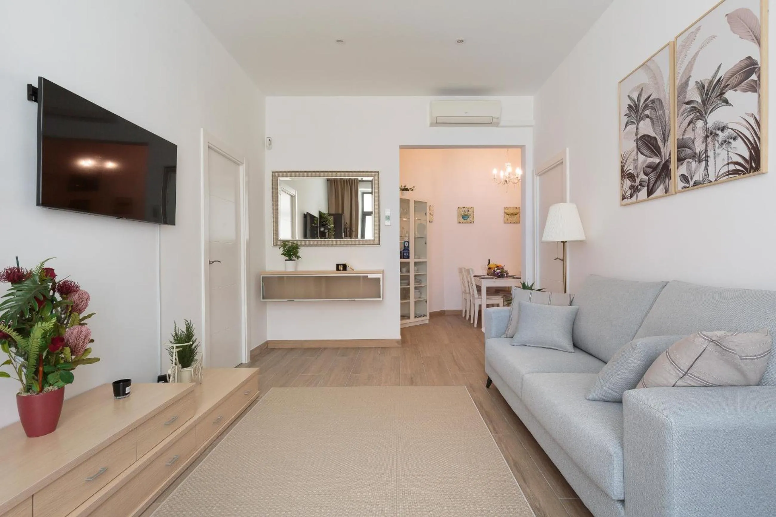 Living room in Sagrada Familia Apartment