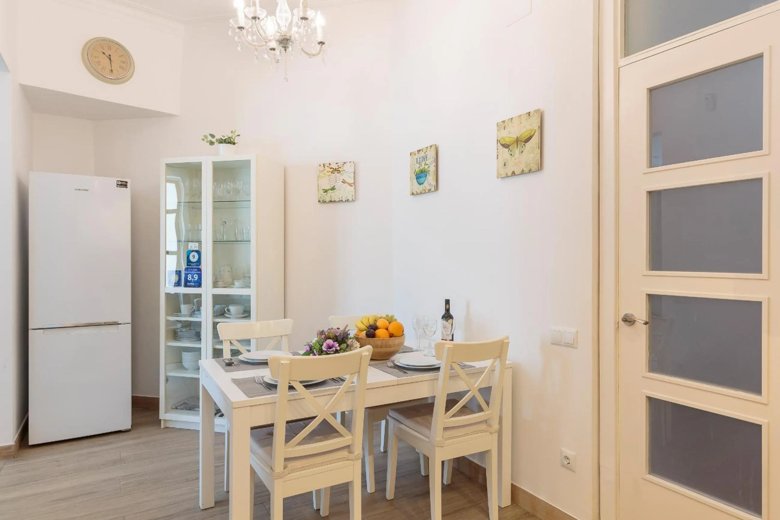 Dining area in Sagrada Familia Apartment