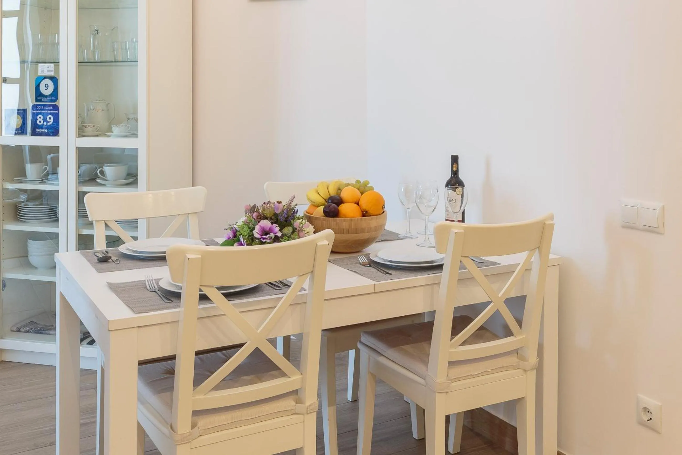 Dining area in Sagrada Familia Apartment