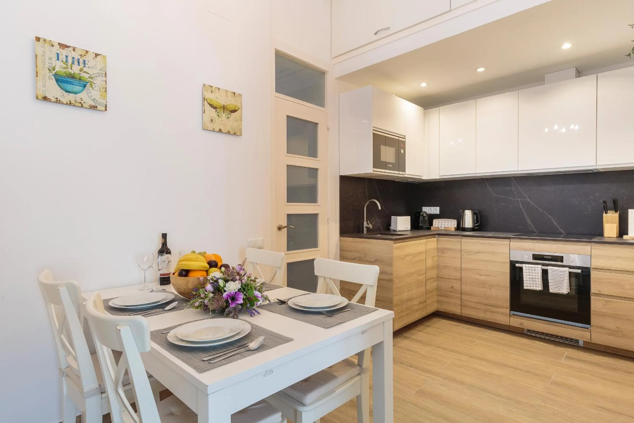 Kitchen or kitchenette in Sagrada Familia Apartment