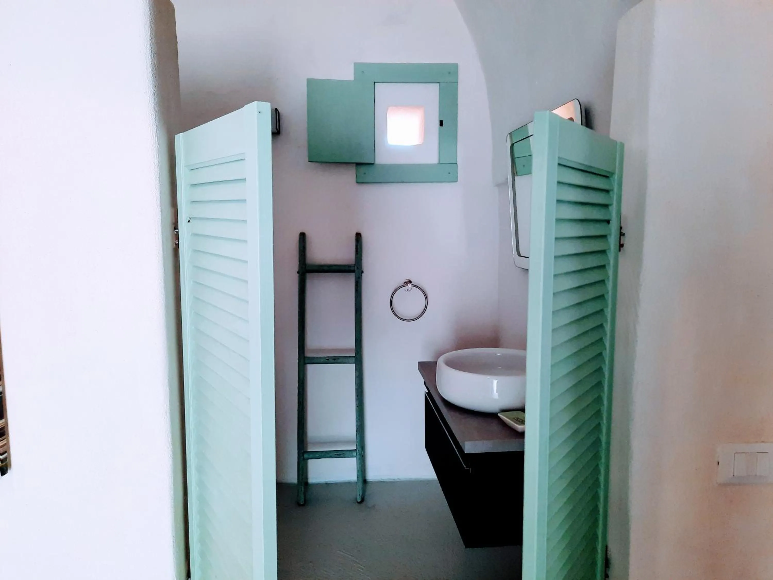 Bathroom in Casa Trullo Bianco-Casa Olive