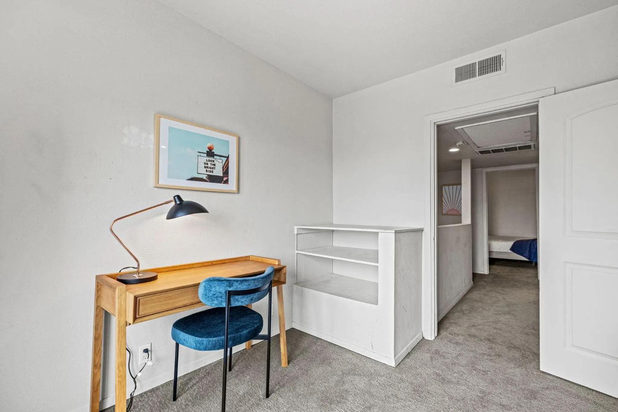 Bedroom in Littlefield Lofts, Hosted by Placemakr - 6th St