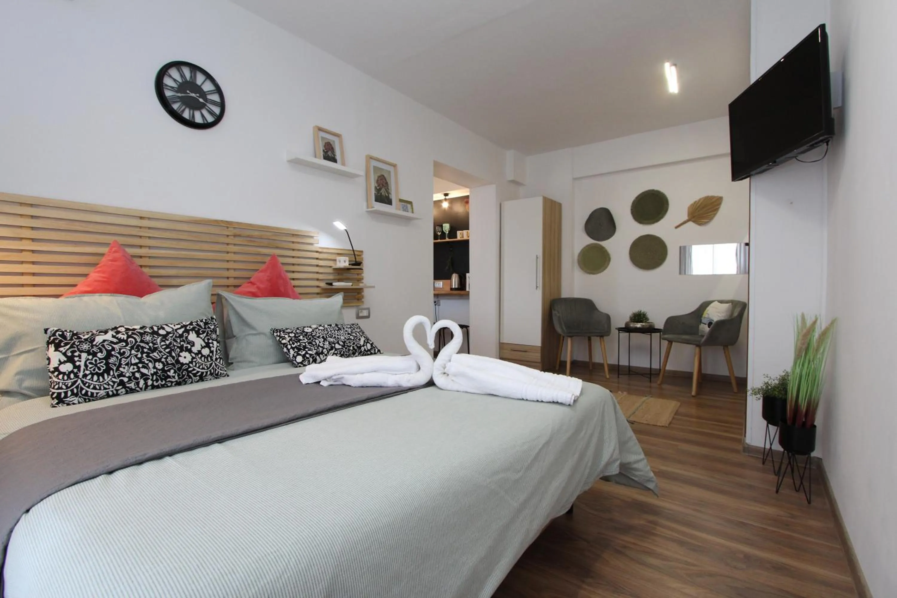 Bedroom, Bed in Rooms and Apartment Matosevic