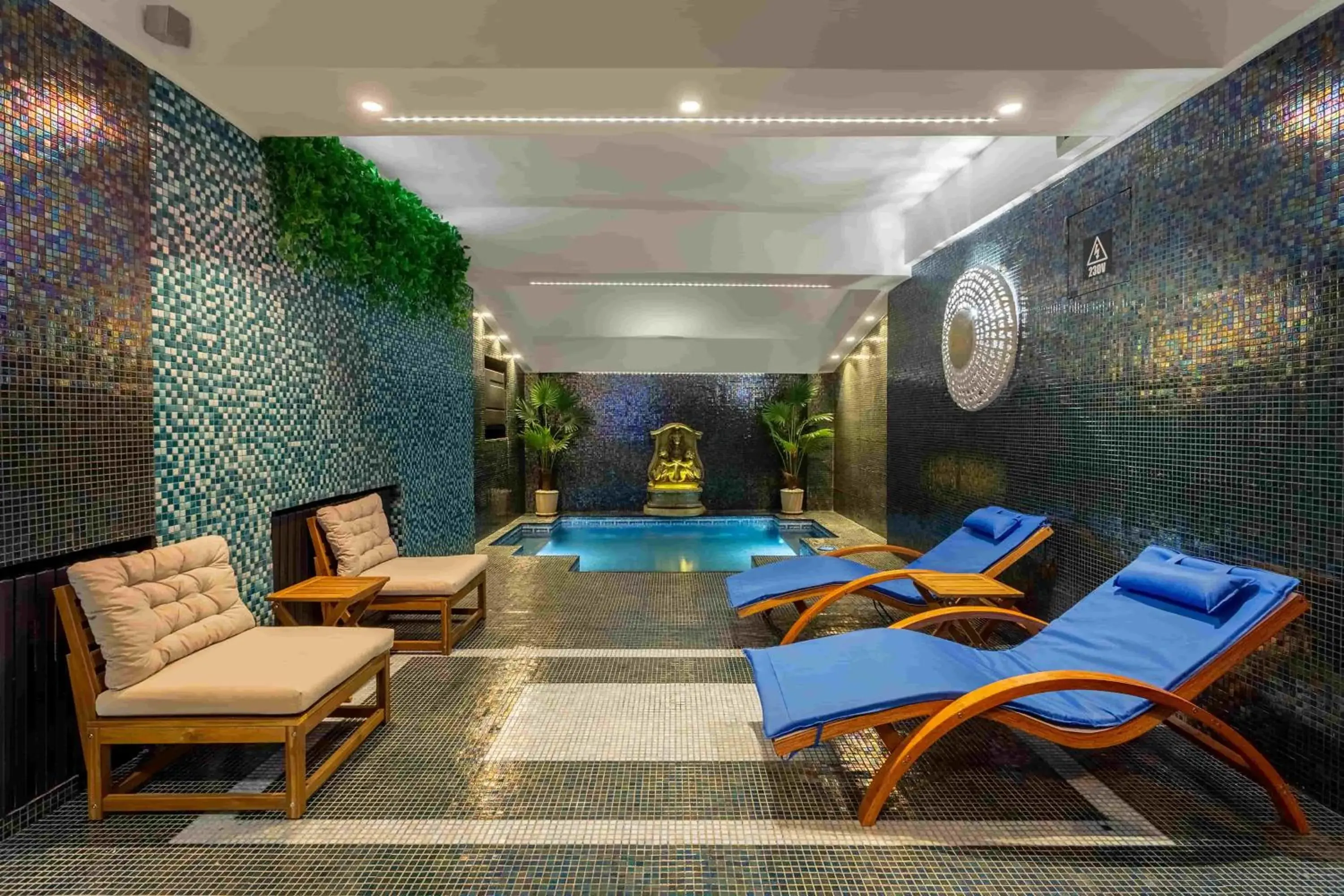 Spa and wellness centre/facilities in Arc de Triomphe by CityBookings Spa and wellness centre/facilities in Arc de Triomphe by CityBookings