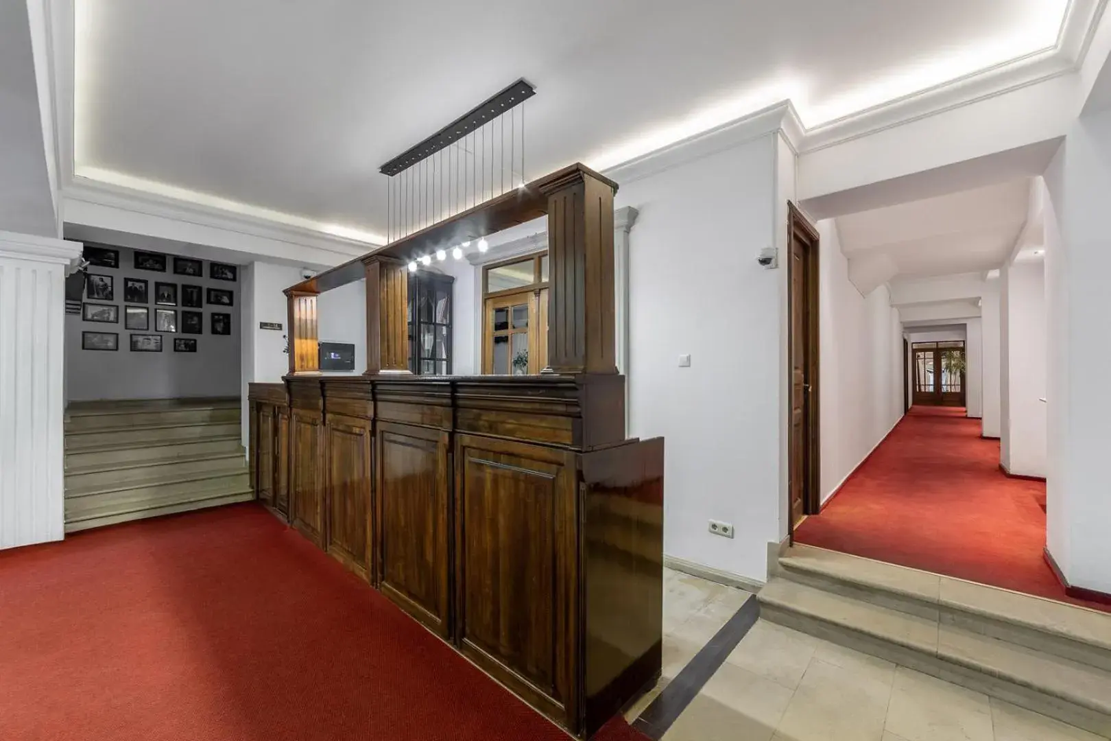 Lobby or reception in Arc de Triomphe by CityBookings Lobby or reception in Arc de Triomphe by CityBookings