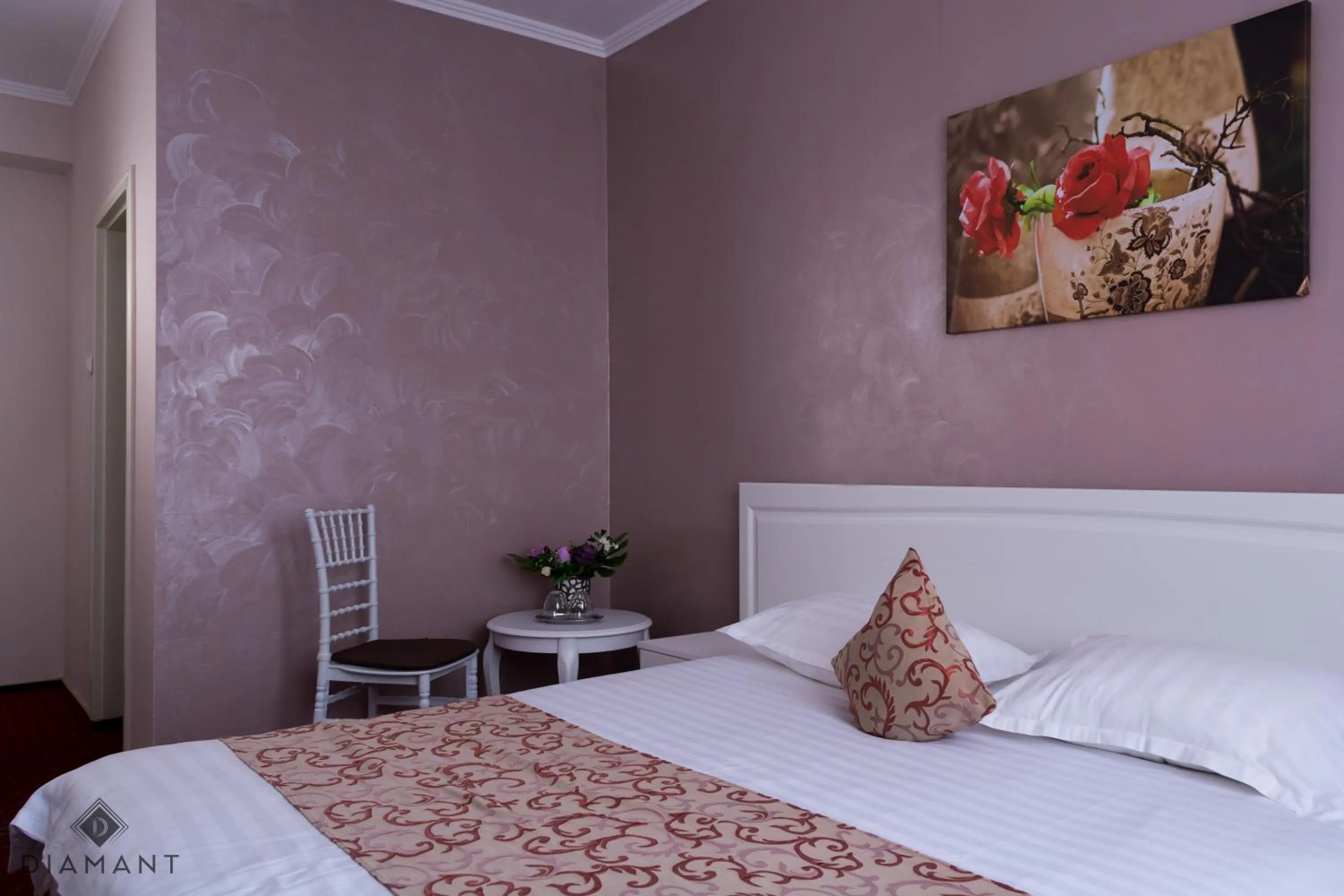 Bed in Pensiunea Diamant