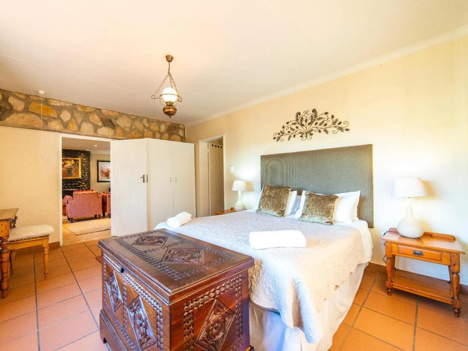 Photo of the whole room, Bed in Lake Naverone Holiday Cottages