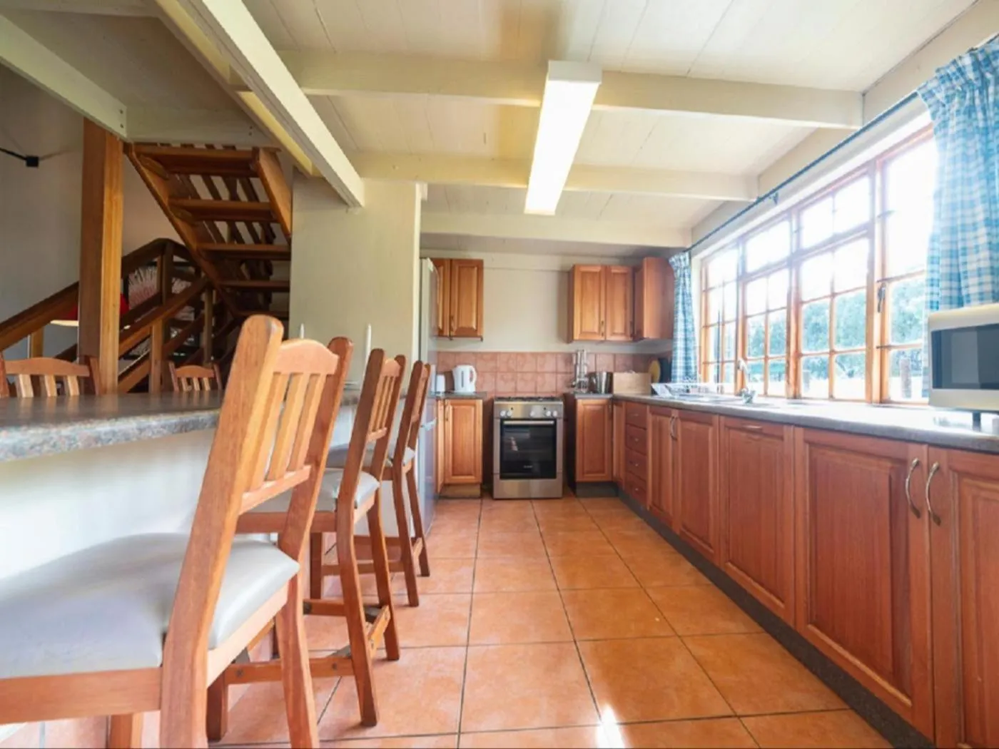 Kitchen or kitchenette in Lake Naverone Holiday Cottages