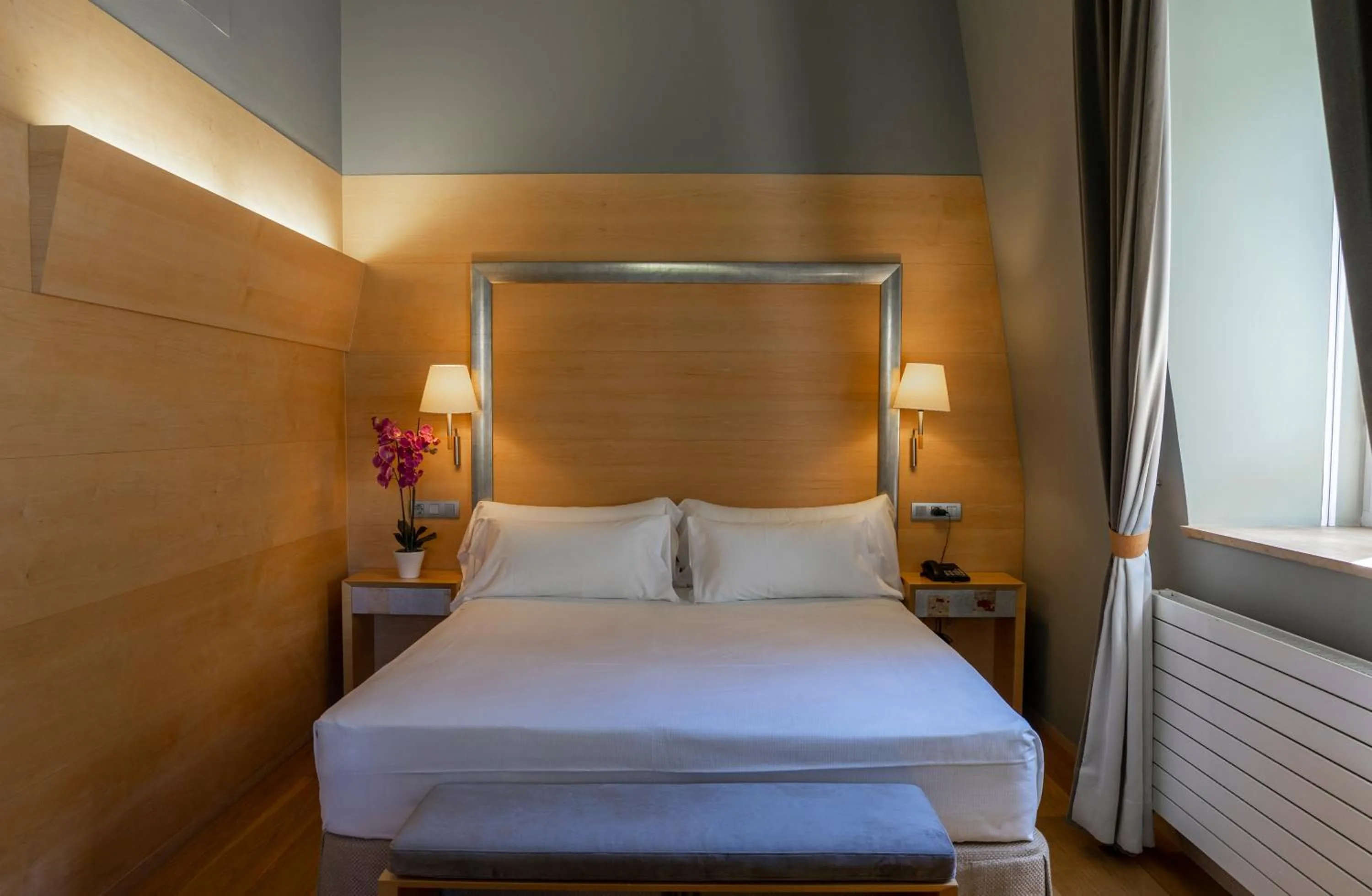 Bed in Gran Hotel – Balneario de Panticosa